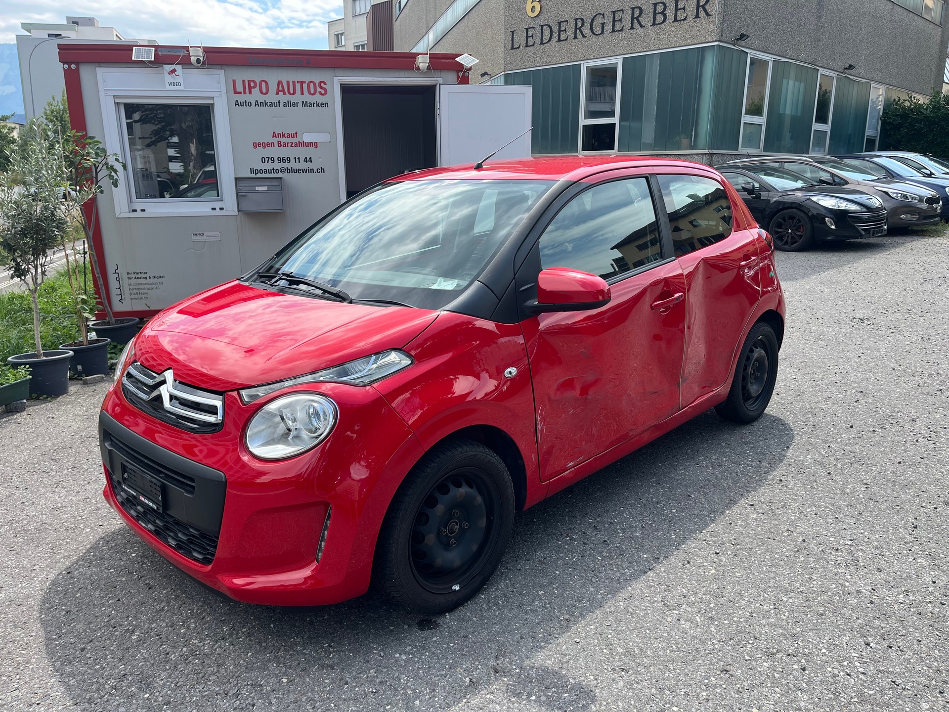 CITROEN C1 1.0 VTi Swiss Edition Stop&Start-image-1