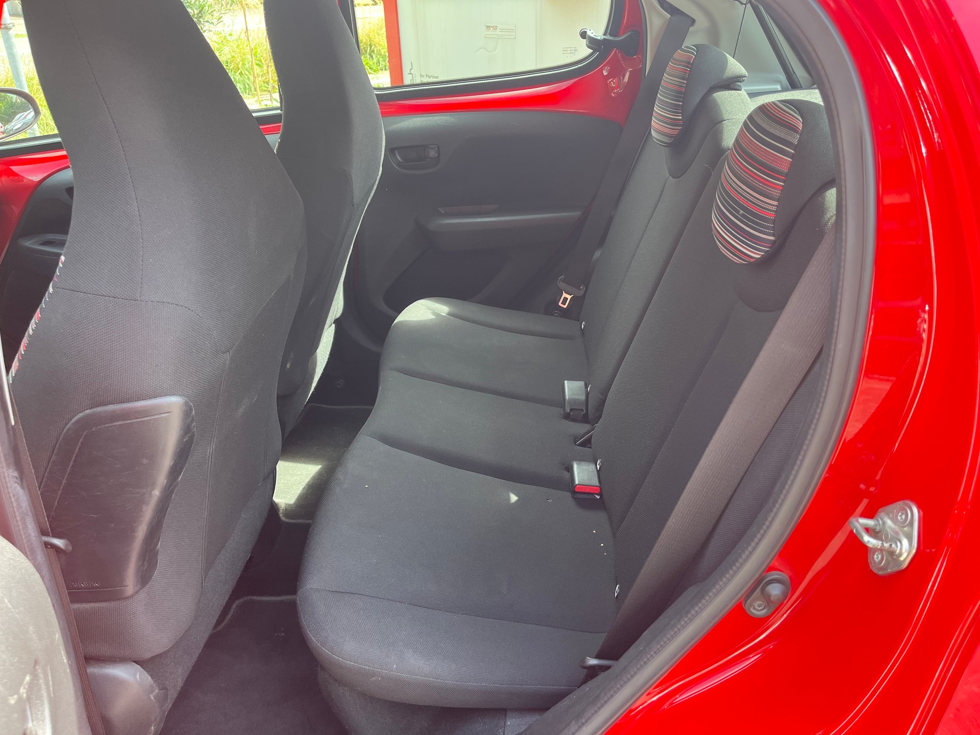 CITROEN C1 1.0 VTi Swiss Edition Stop&Start-image-7