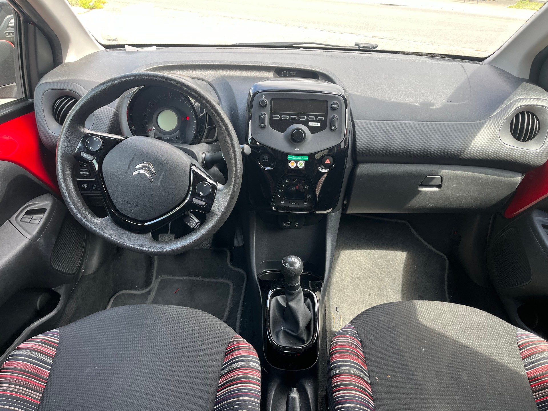 CITROEN C1 1.0 VTi Swiss Edition Stop&Start-image-8