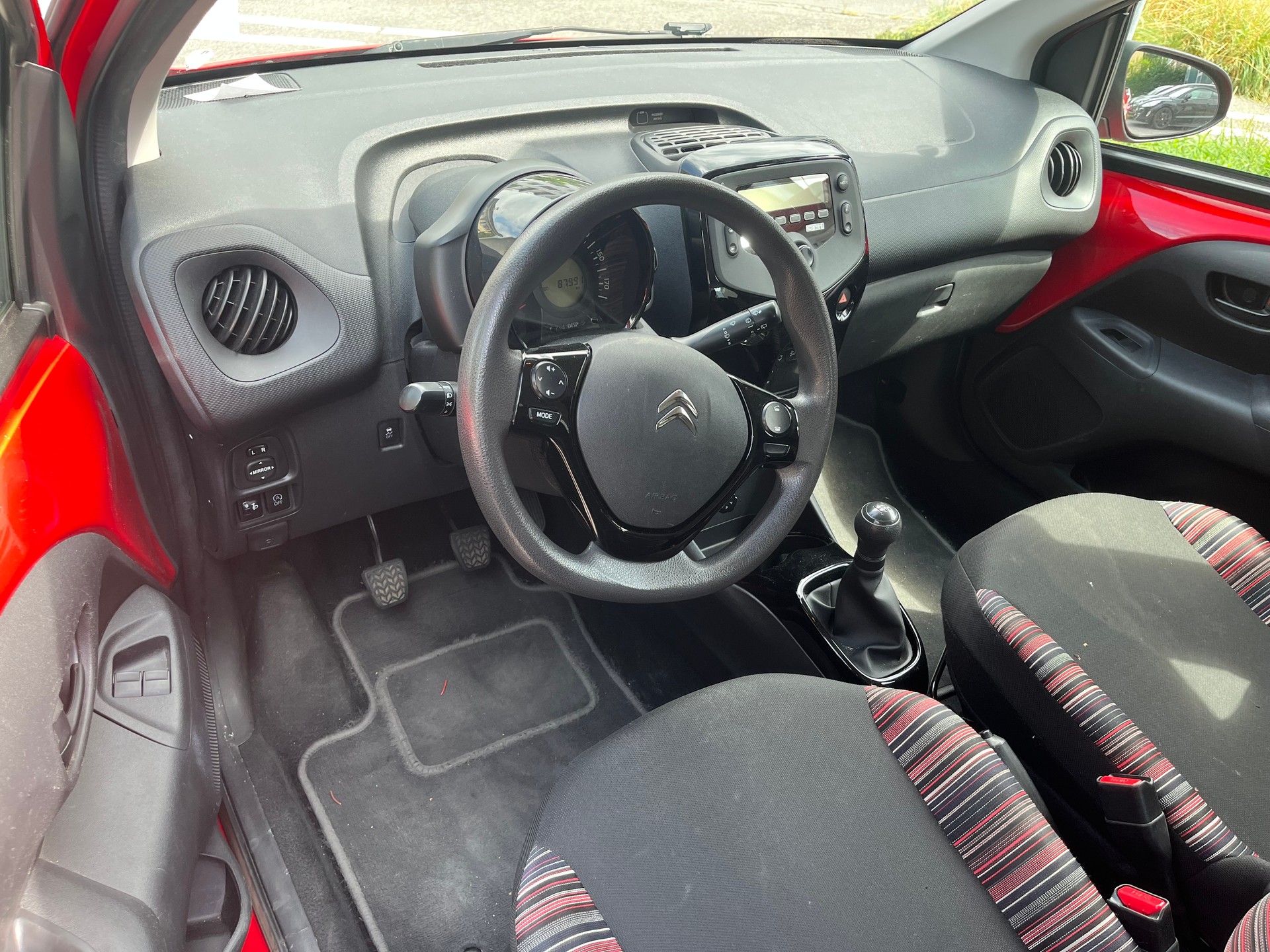 CITROEN C1 1.0 VTi Swiss Edition Stop&Start-image-9