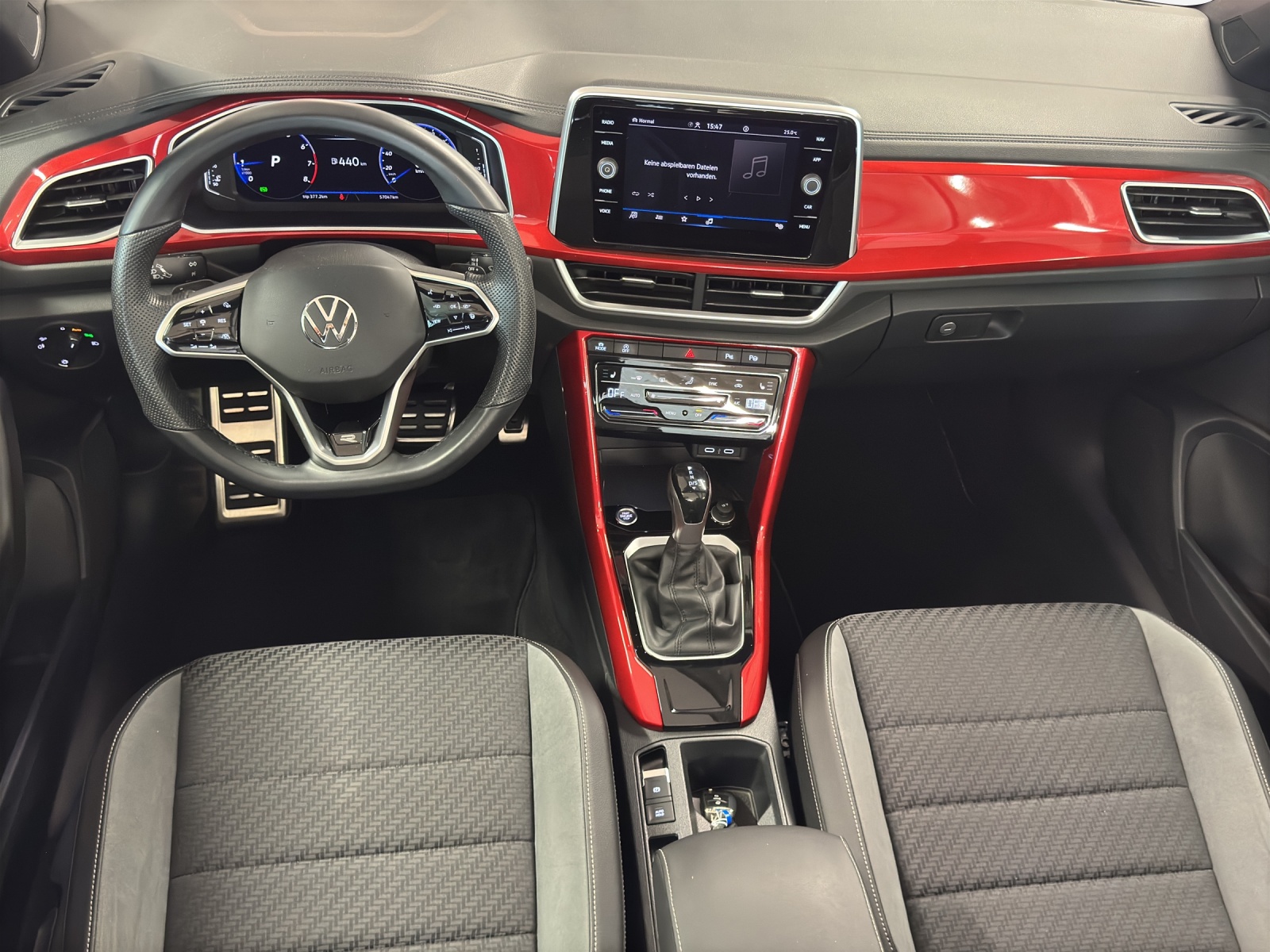 VW T-Roc Cabriolet 1.5 TSI EVO R-Line DSG-image-8