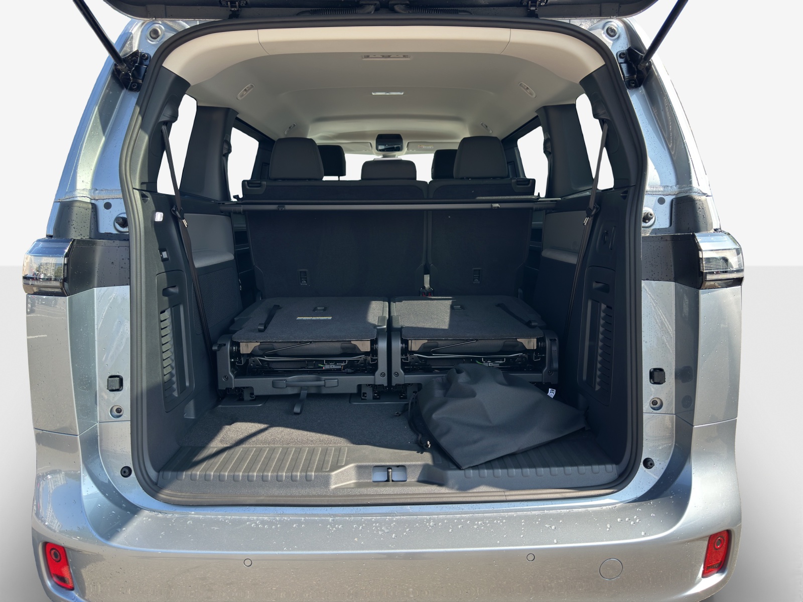 VW ID.Buzz LWB Pro 4 Motion-image-12