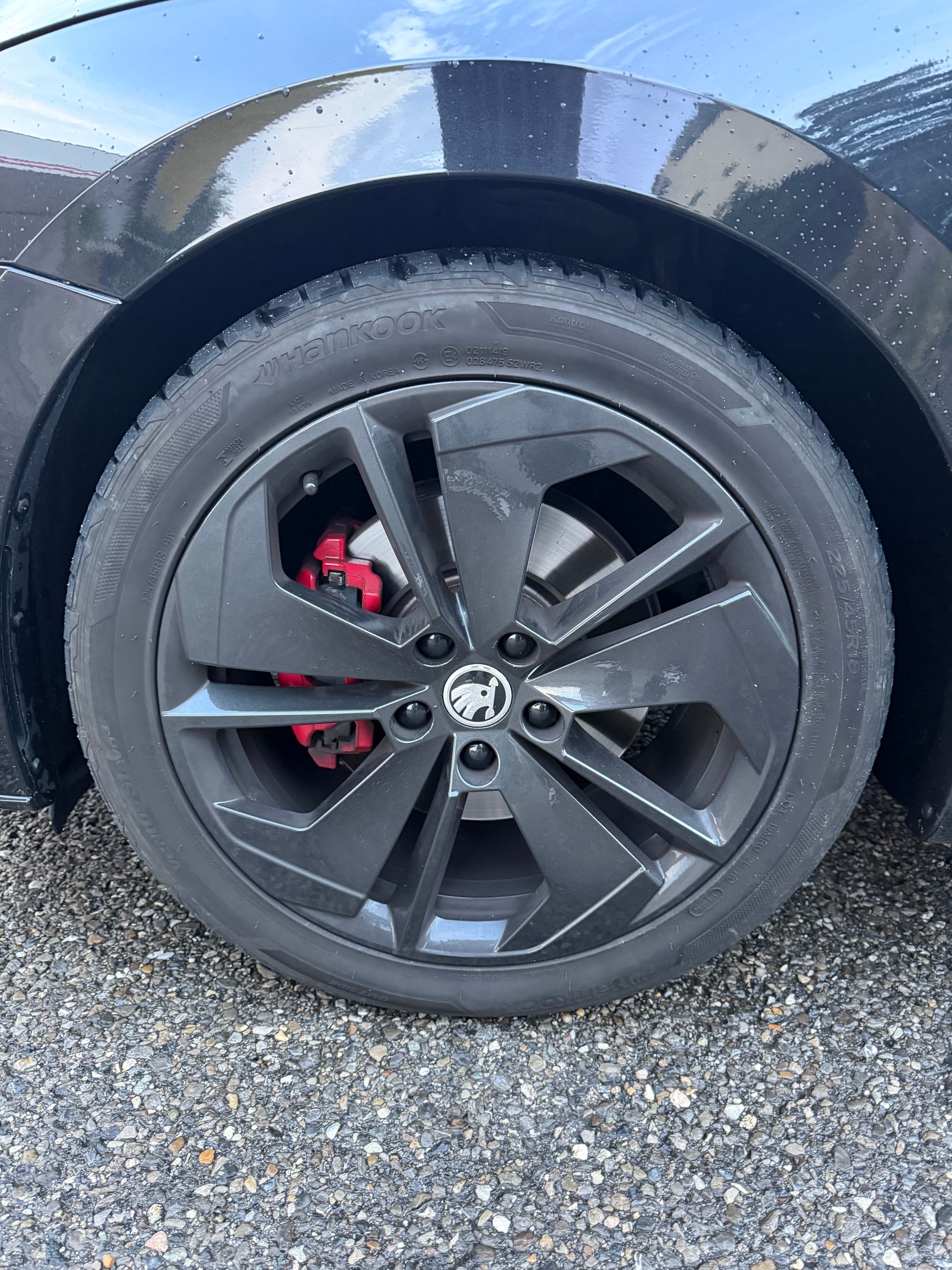 SKODA Octavia Combi 2.0 TDI DSG RS-image-5