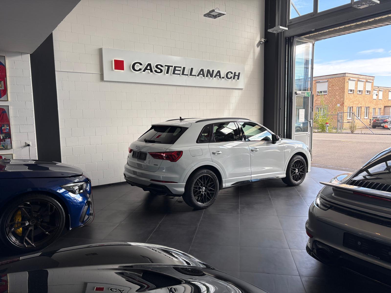 AUDI Q3 2.0 40 TFSI S line quattro S-Tronic-image-3