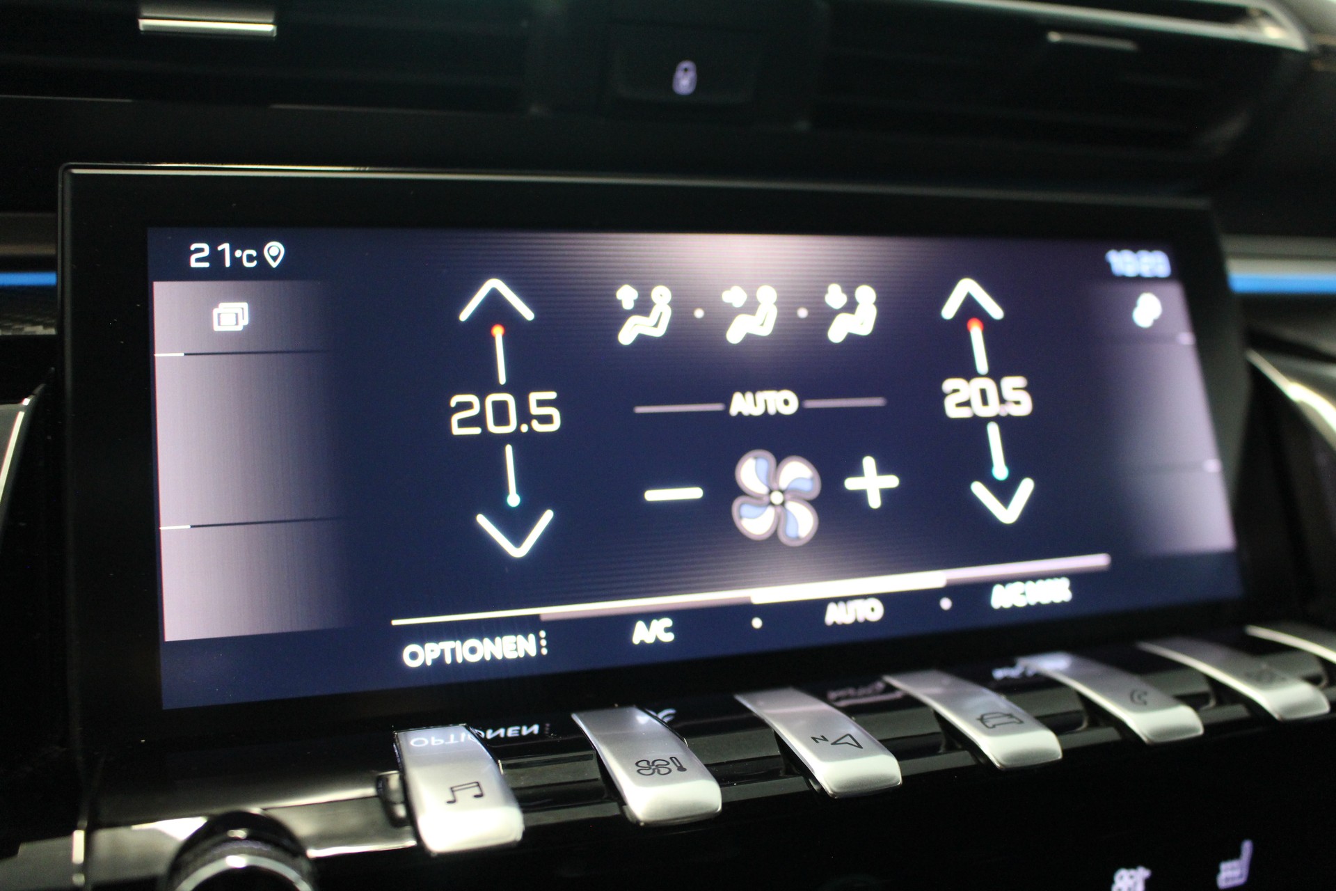 PEUGEOT 508 SW 1.6 PureTech GT Line-image-17