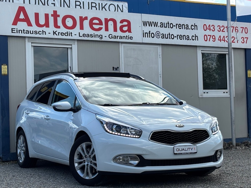 KIA Cee'd Sportswagon 1.6 GDi FiFa Wolrd Cup Edition-image-0