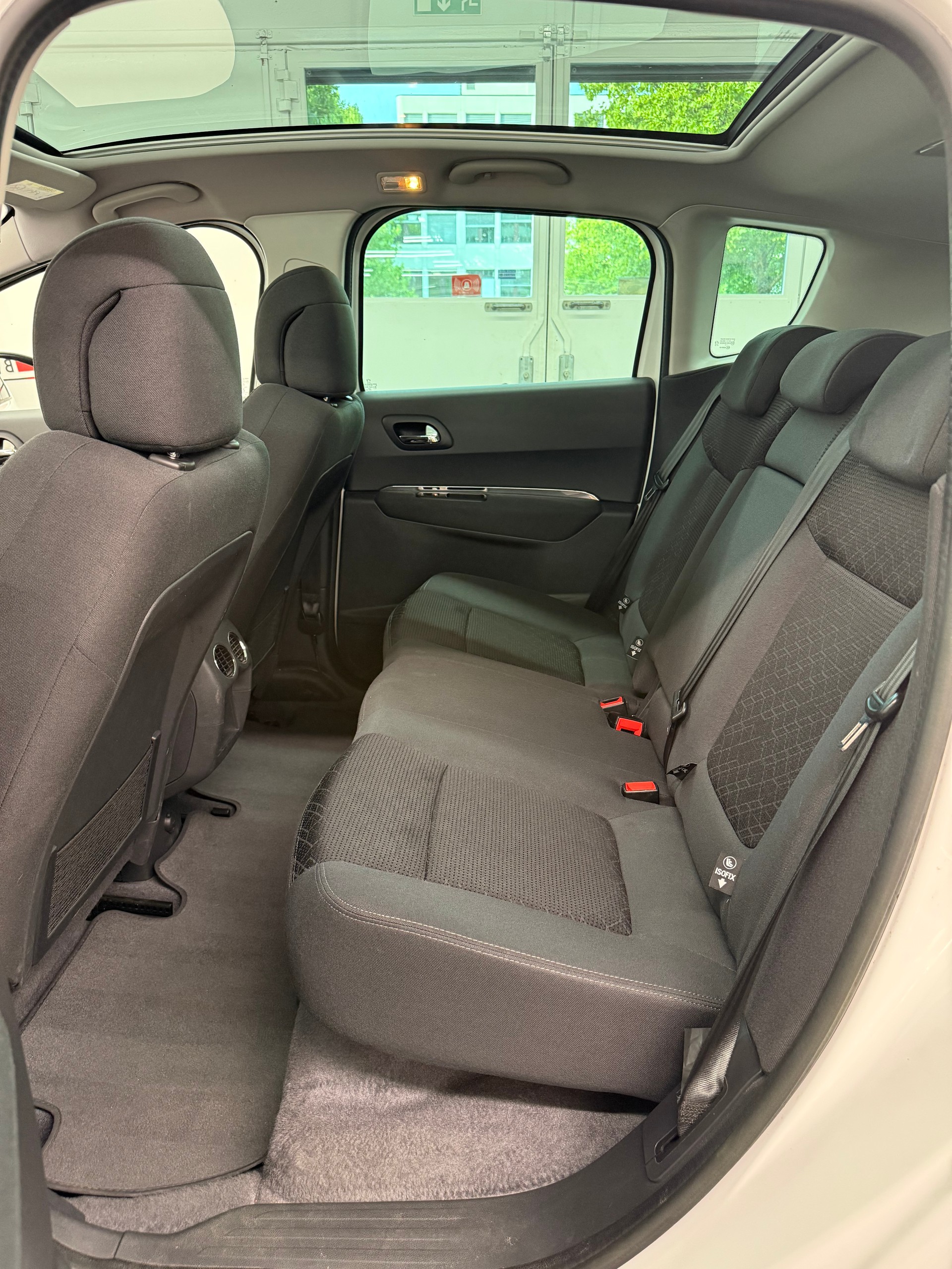 PEUGEOT 3008 1.6 16V T Style Tiptronic-image-22