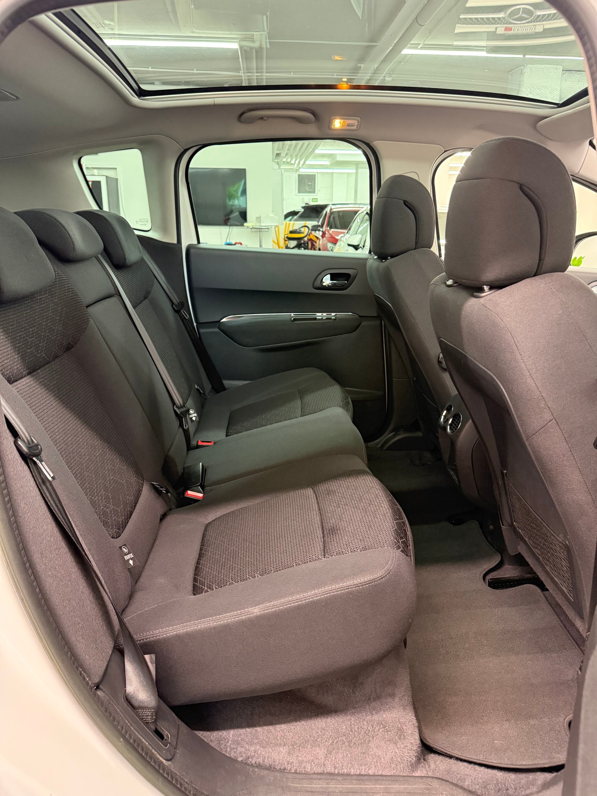 PEUGEOT 3008 1.6 16V T Style Tiptronic-image-24