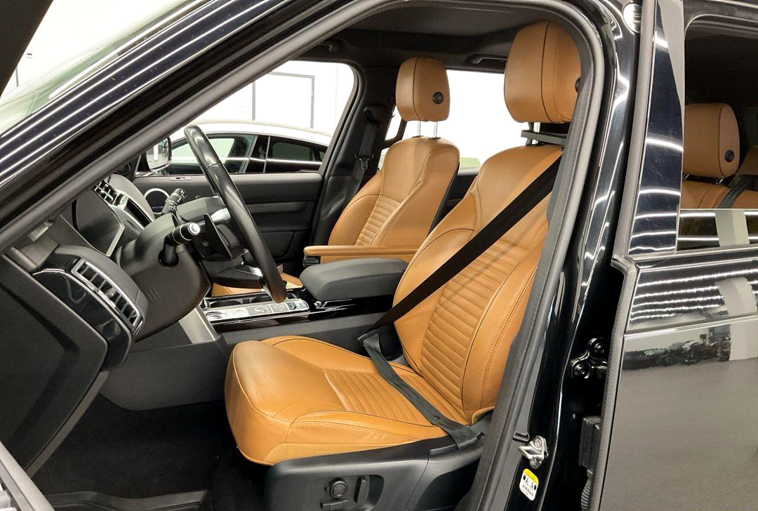 LAND ROVER Discovery 3.0 SDV6 HSE Automatic-image-5