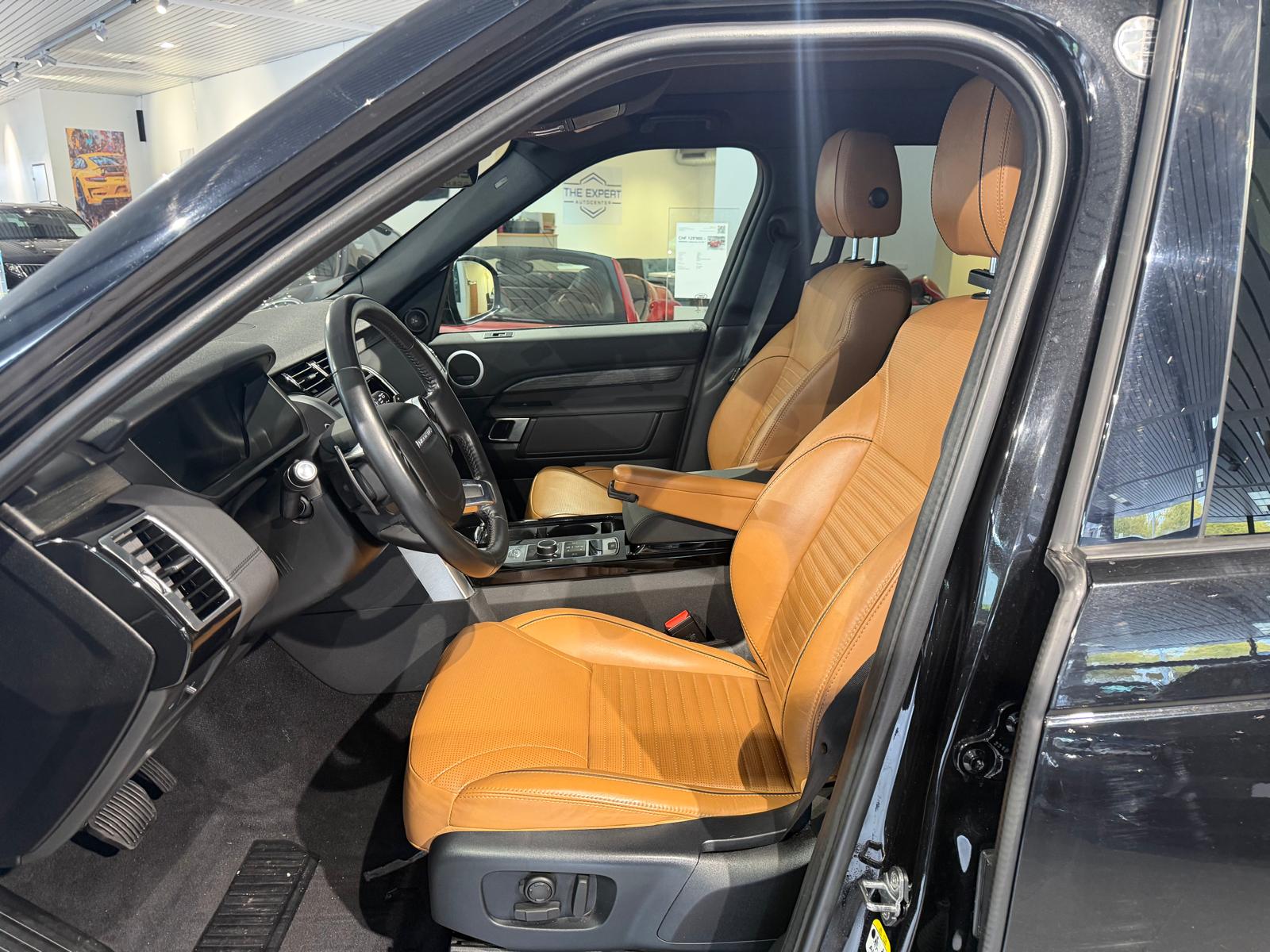 LAND ROVER Discovery 3.0 SDV6 HSE Automatic-image-5