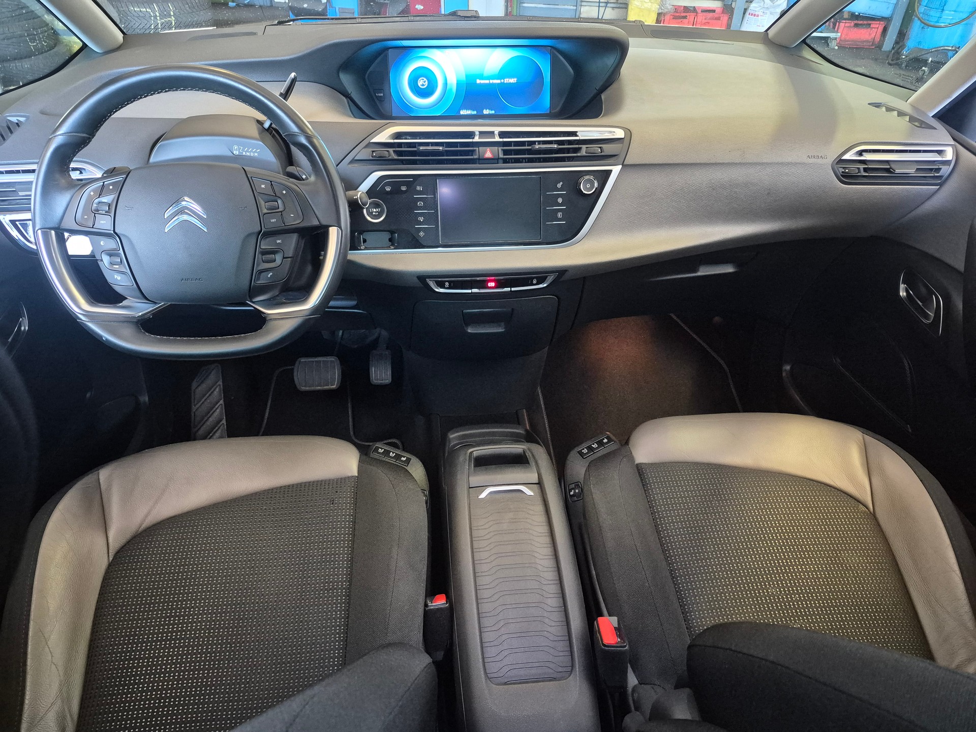 CITROEN C4 GRAND SPACETOURER-image-6