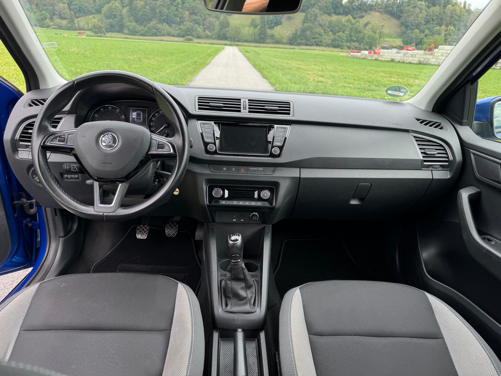 SKODA 1.2 TSI Ambition-image-3