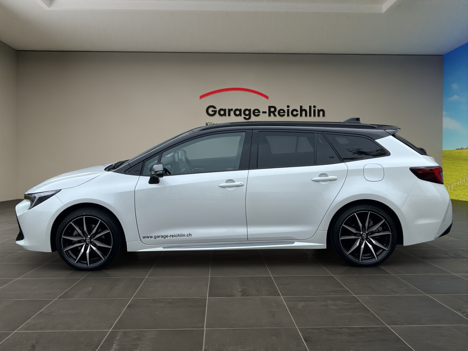 TOYOTA Corolla Touring Sports 2.0 HSD GR Sport-image-1
