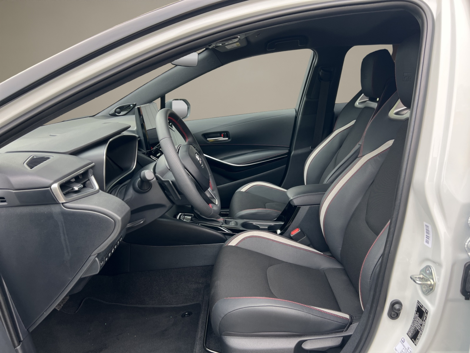 TOYOTA Corolla Touring Sports 2.0 HSD GR Sport-image-8