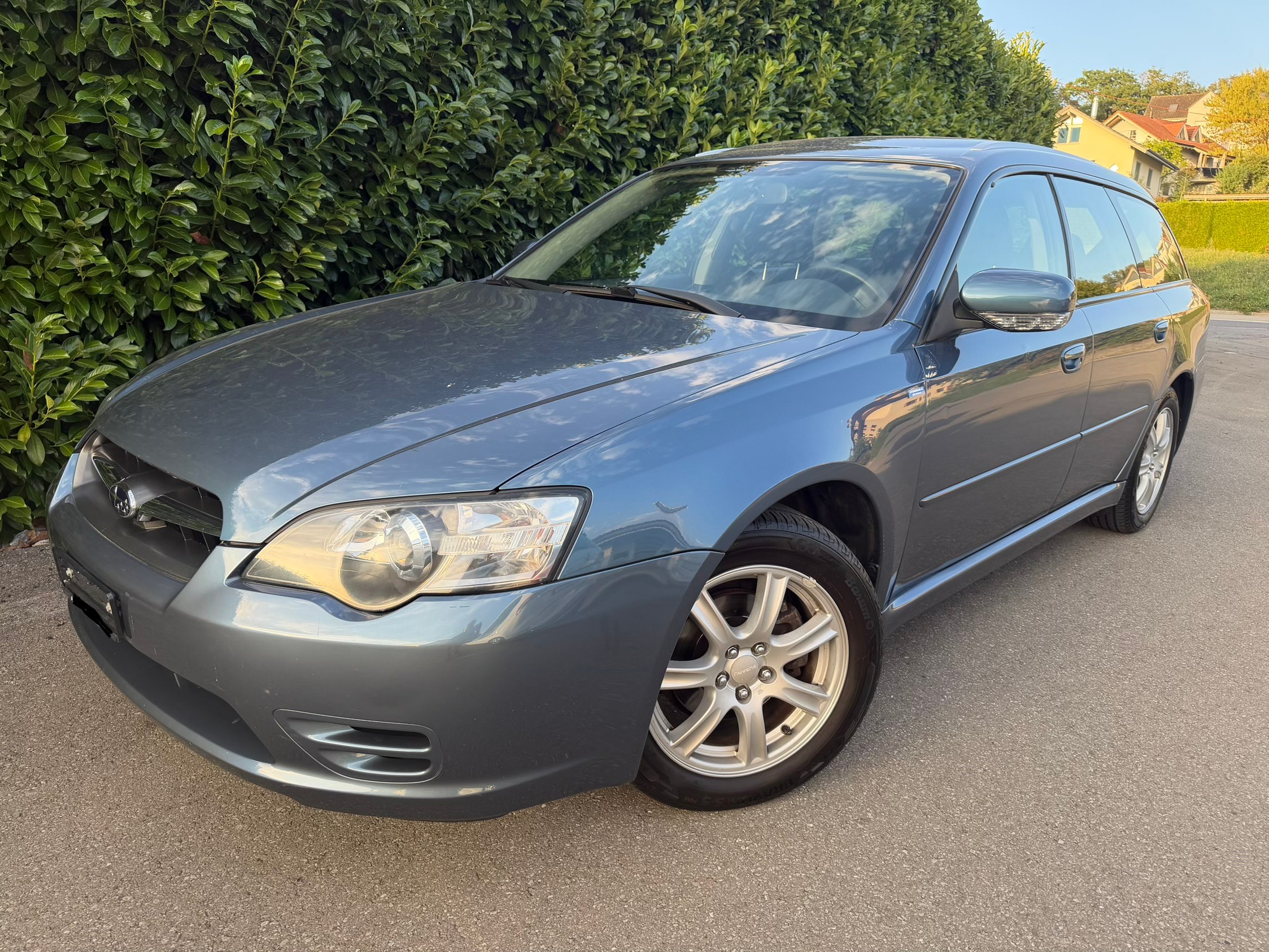 SUBARU Legacy 2.0i AWD Swiss — slika 1