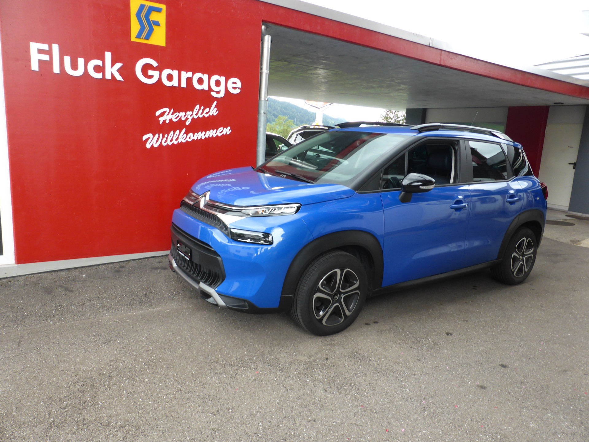 CITROEN C3 Aircross 1.2i PureTech Swiss Edition-image-0