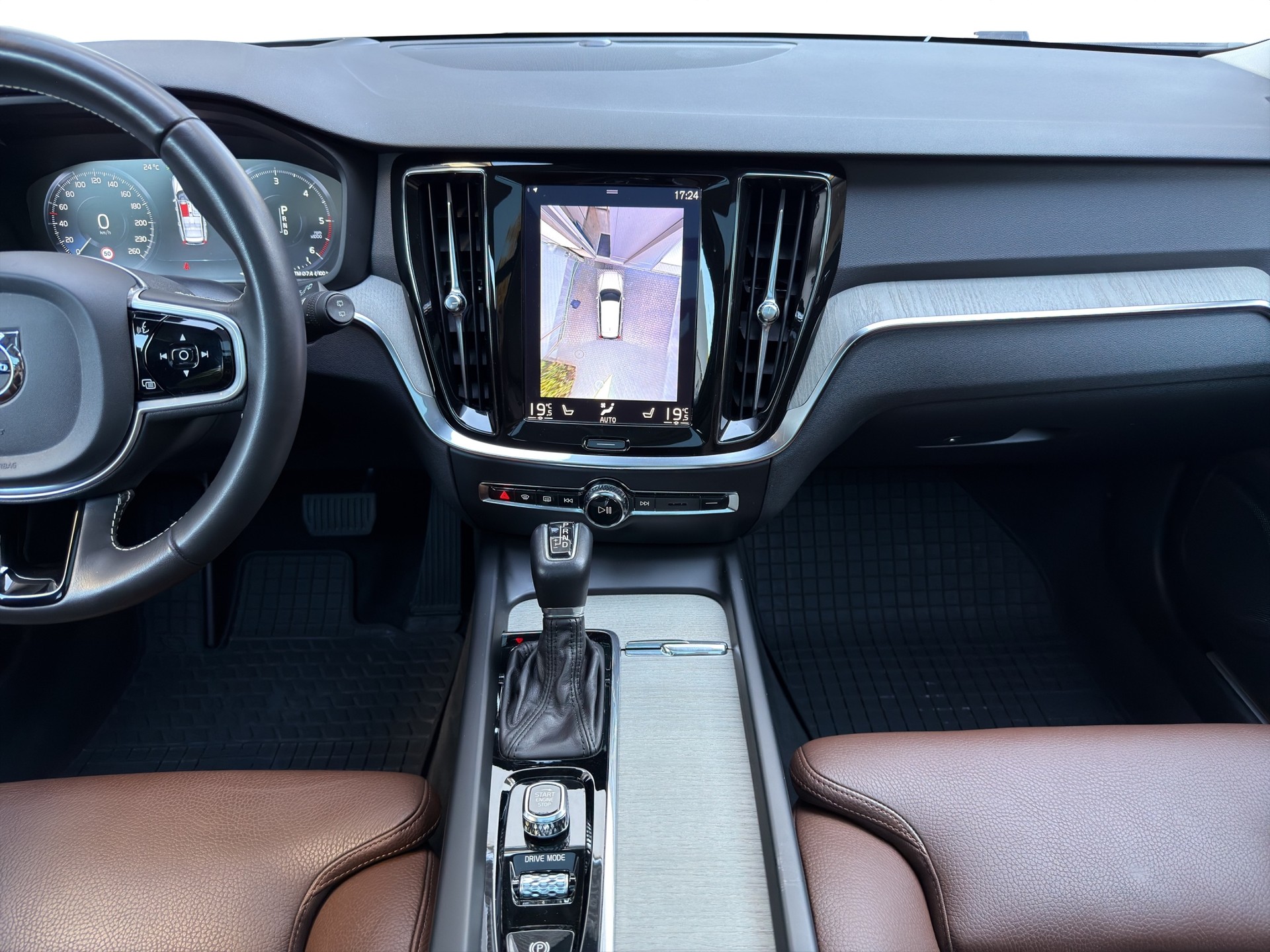 VOLVO V60 D4 AWD Inscription Geartronic-image-9