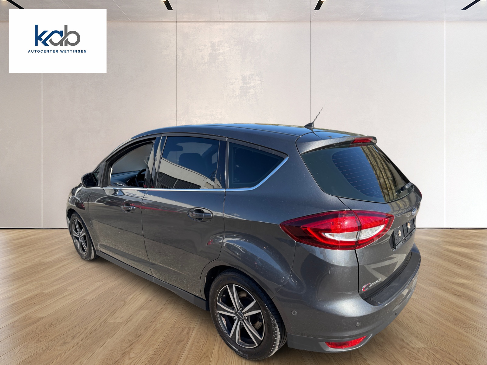 FORD C-Max 1.5 SCTi Titanium-image-5