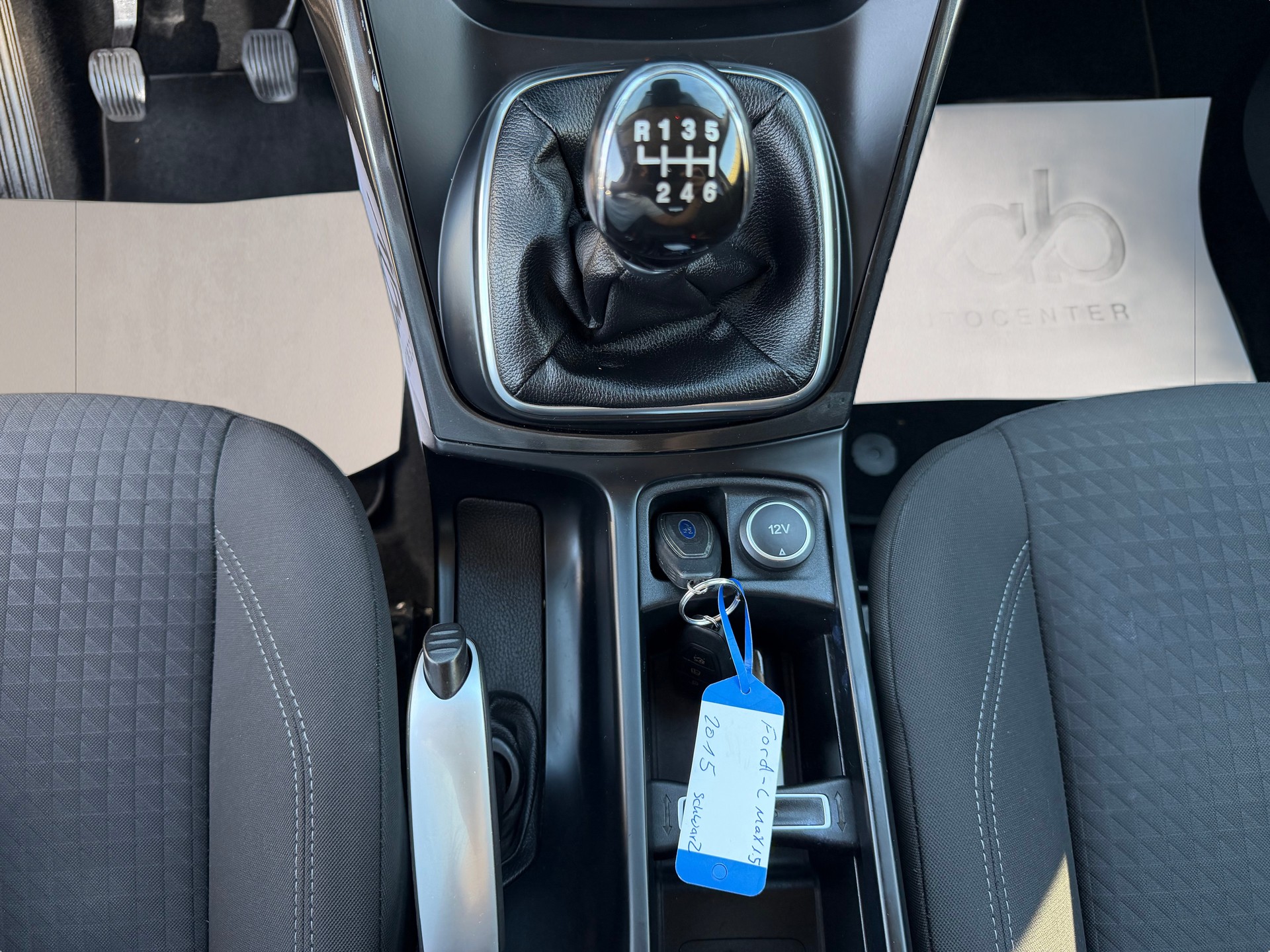 FORD C-Max 1.5 SCTi Titanium-image-15
