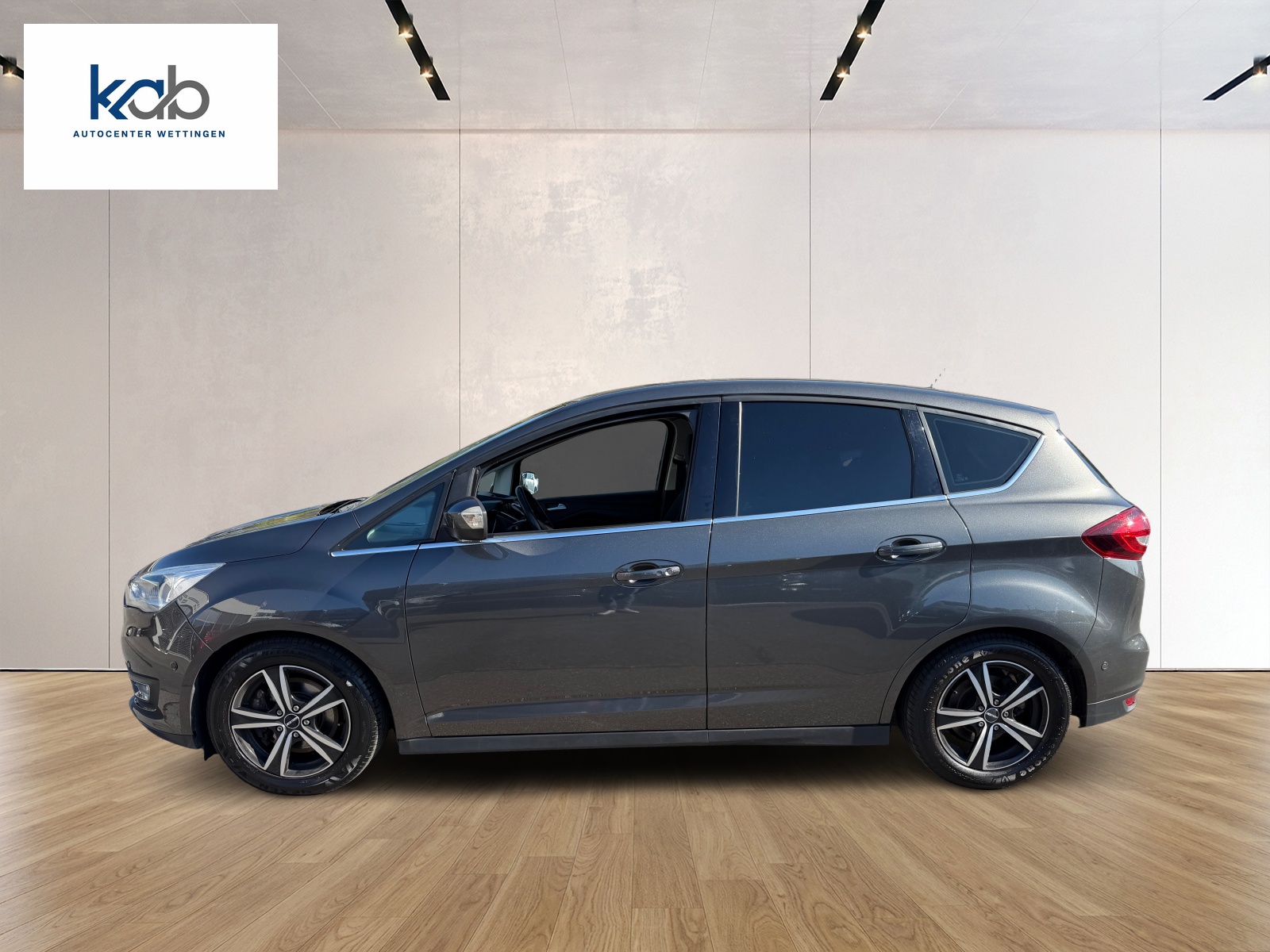 FORD C-Max 1.5 SCTi Titanium-image-6