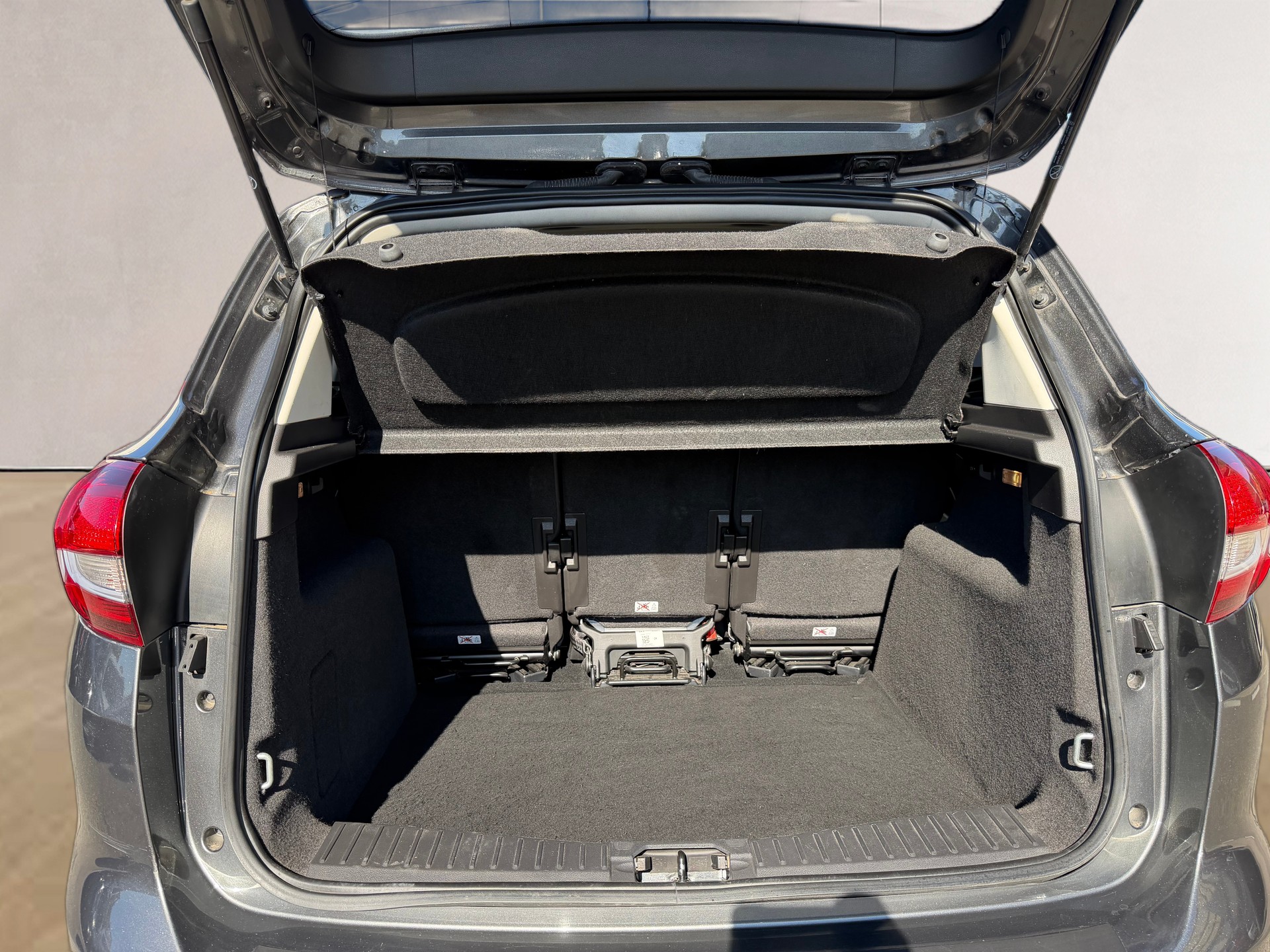 FORD C-Max 1.5 SCTi Titanium-image-20