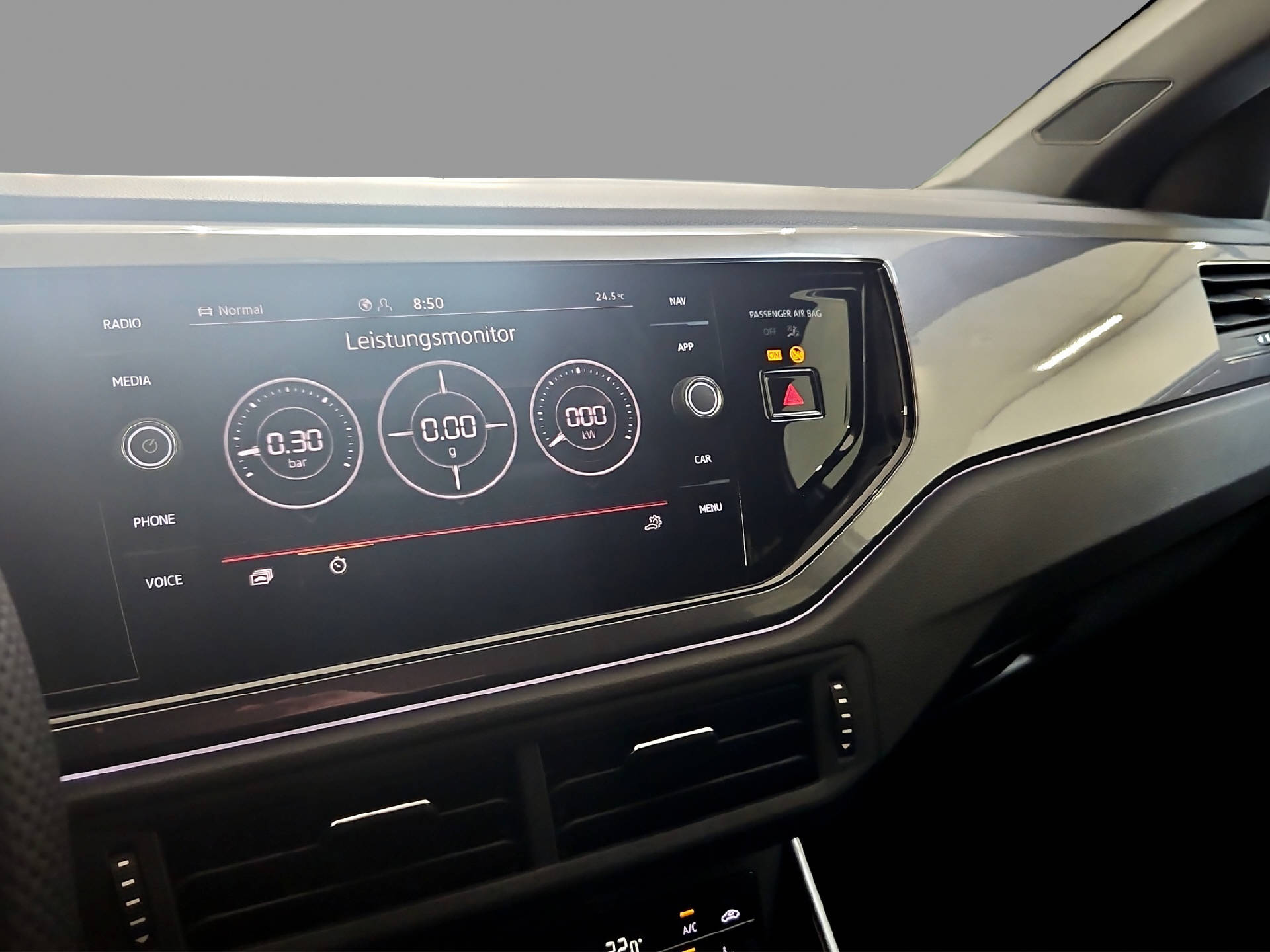 VW Polo 2.0 TSI GTI DSG-image-11