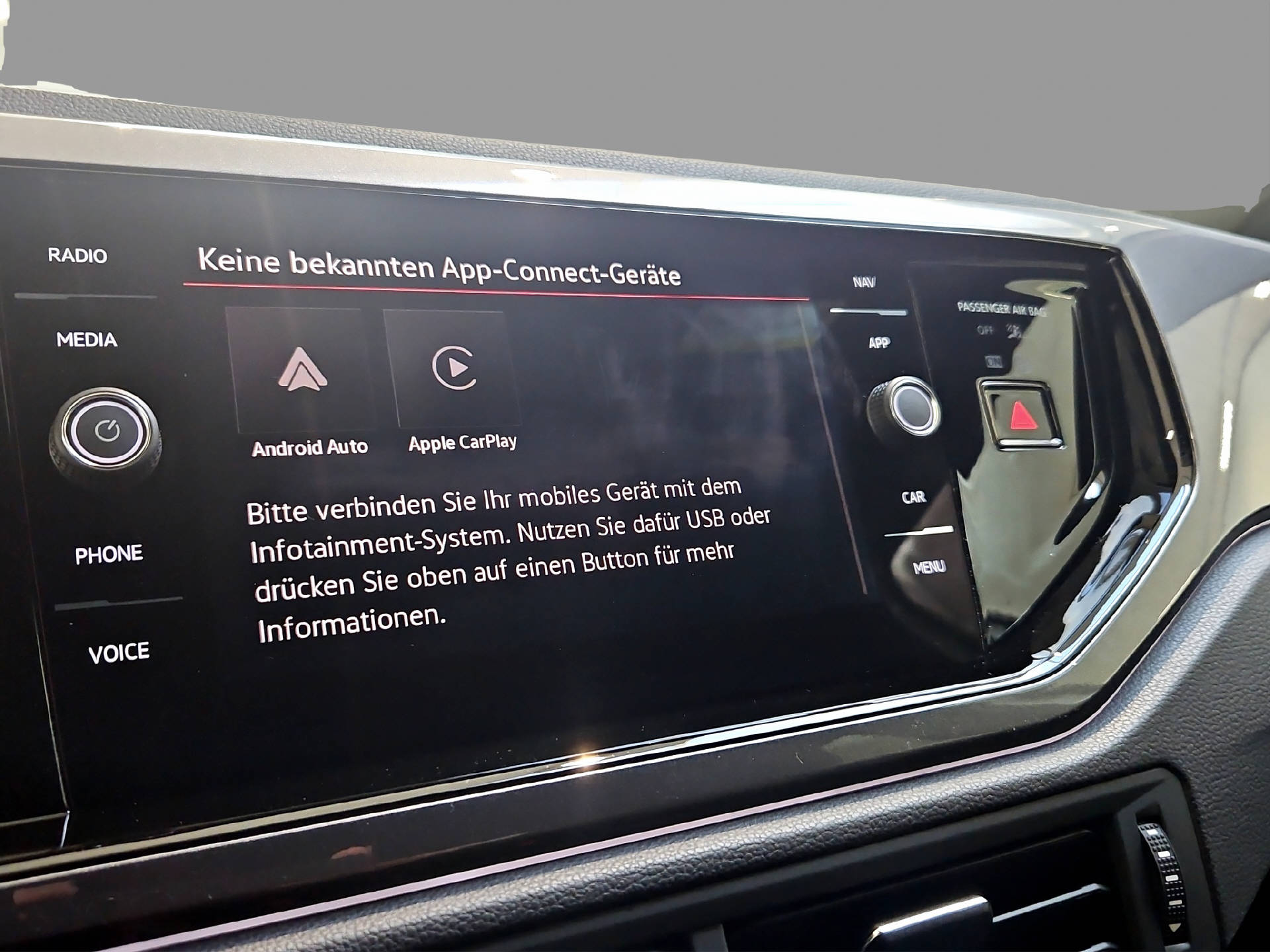 VW Polo 2.0 TSI GTI DSG-image-9