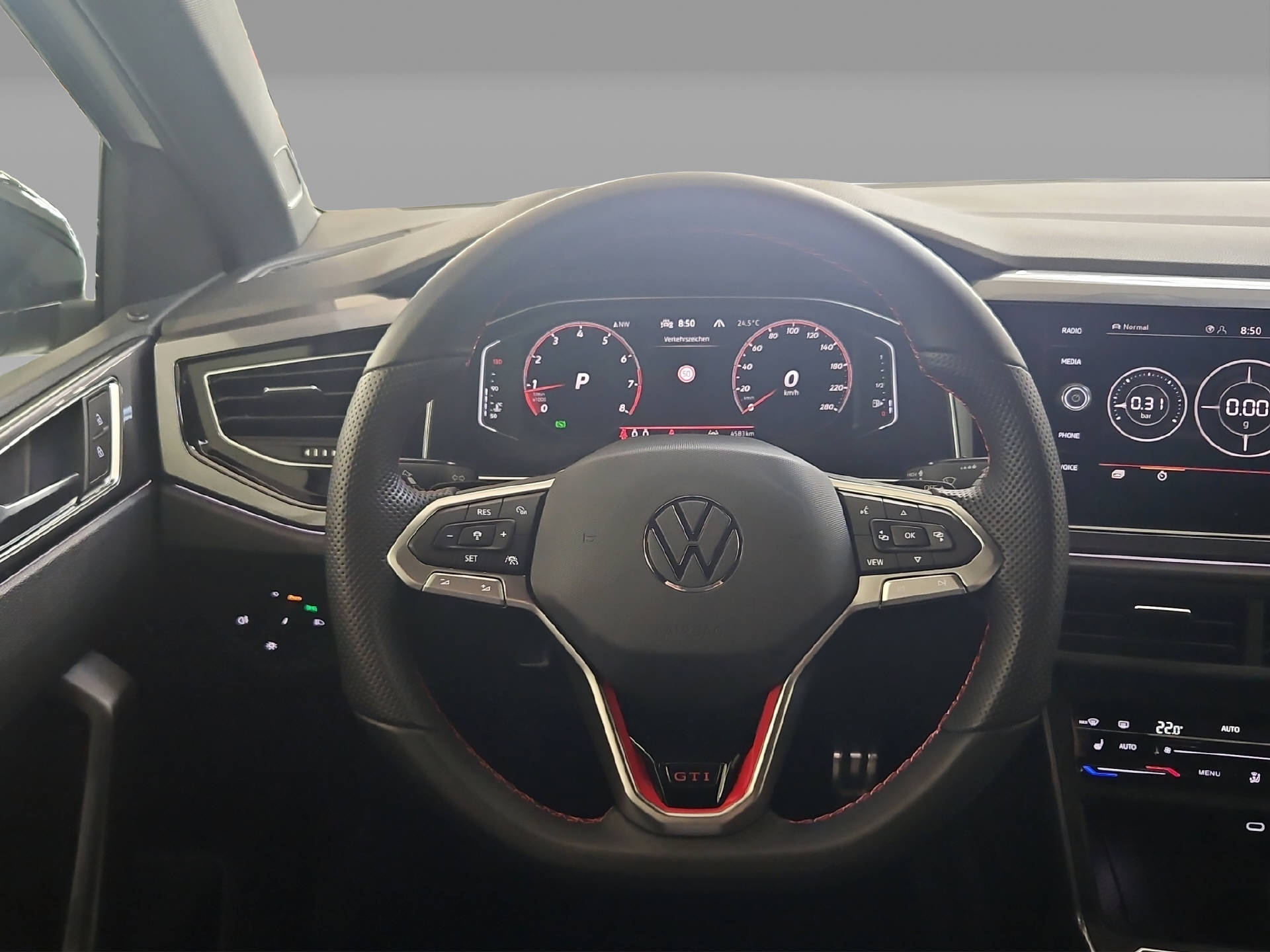 VW Polo 2.0 TSI GTI DSG-image-7