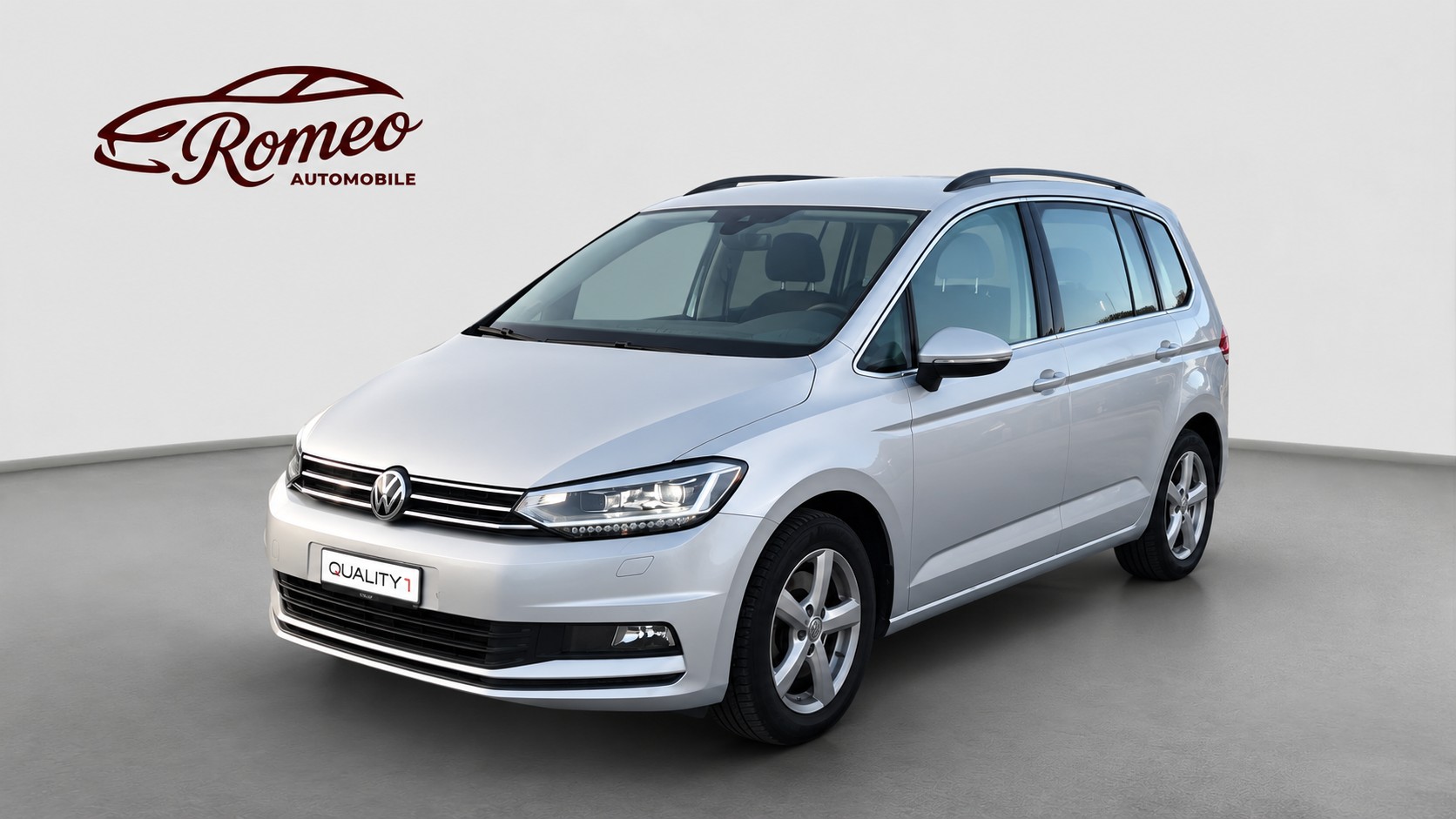 VW Touran 2.0 TDI BlueMotion Technology Comfortline DSG ** Frisch ab MFK & Service ** Anhängerkupplung ** Standheizung ** ACC **-image-0