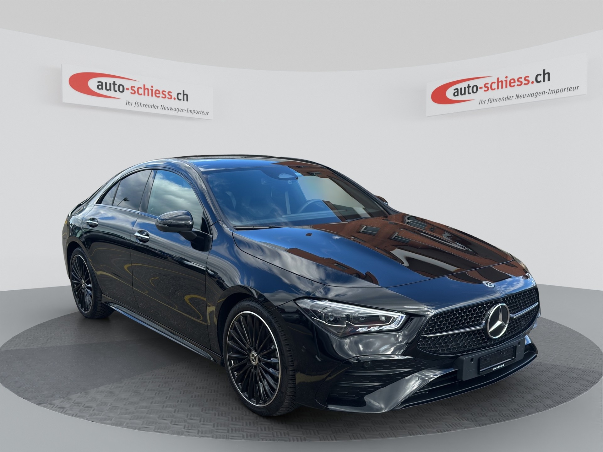 MERCEDES-BENZ CLA 200 d AMG Line Night 8G-DCT-image-0