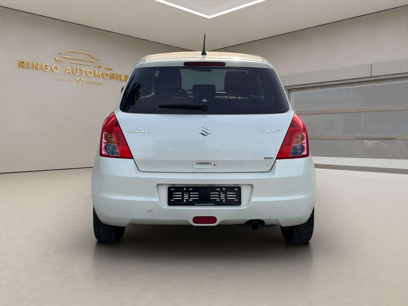 SUZUKI Swift 1.3i 16V GL Top 4x4-image-5
