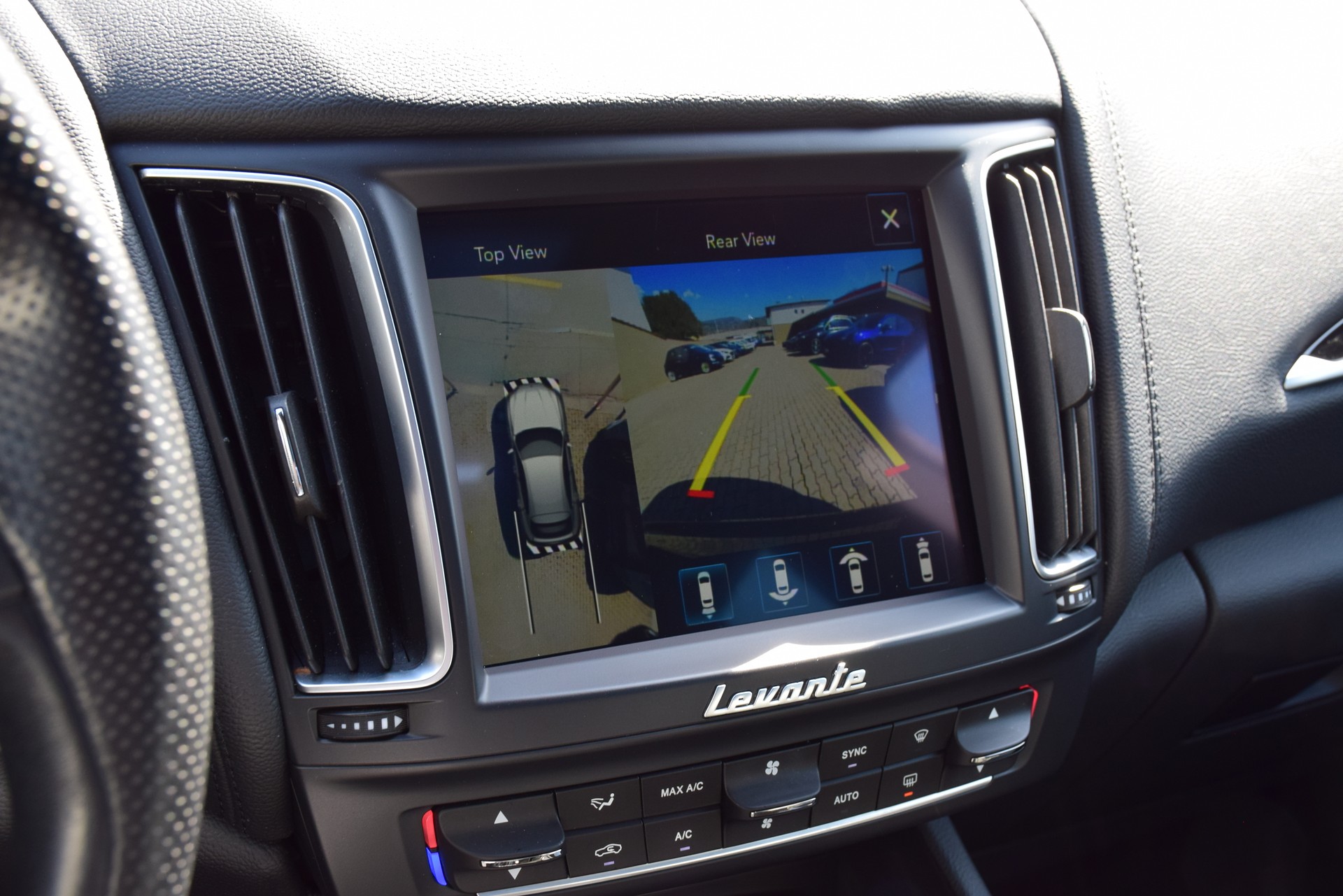 MASERATI Levante S 3.0 V6 Automatica-image-15