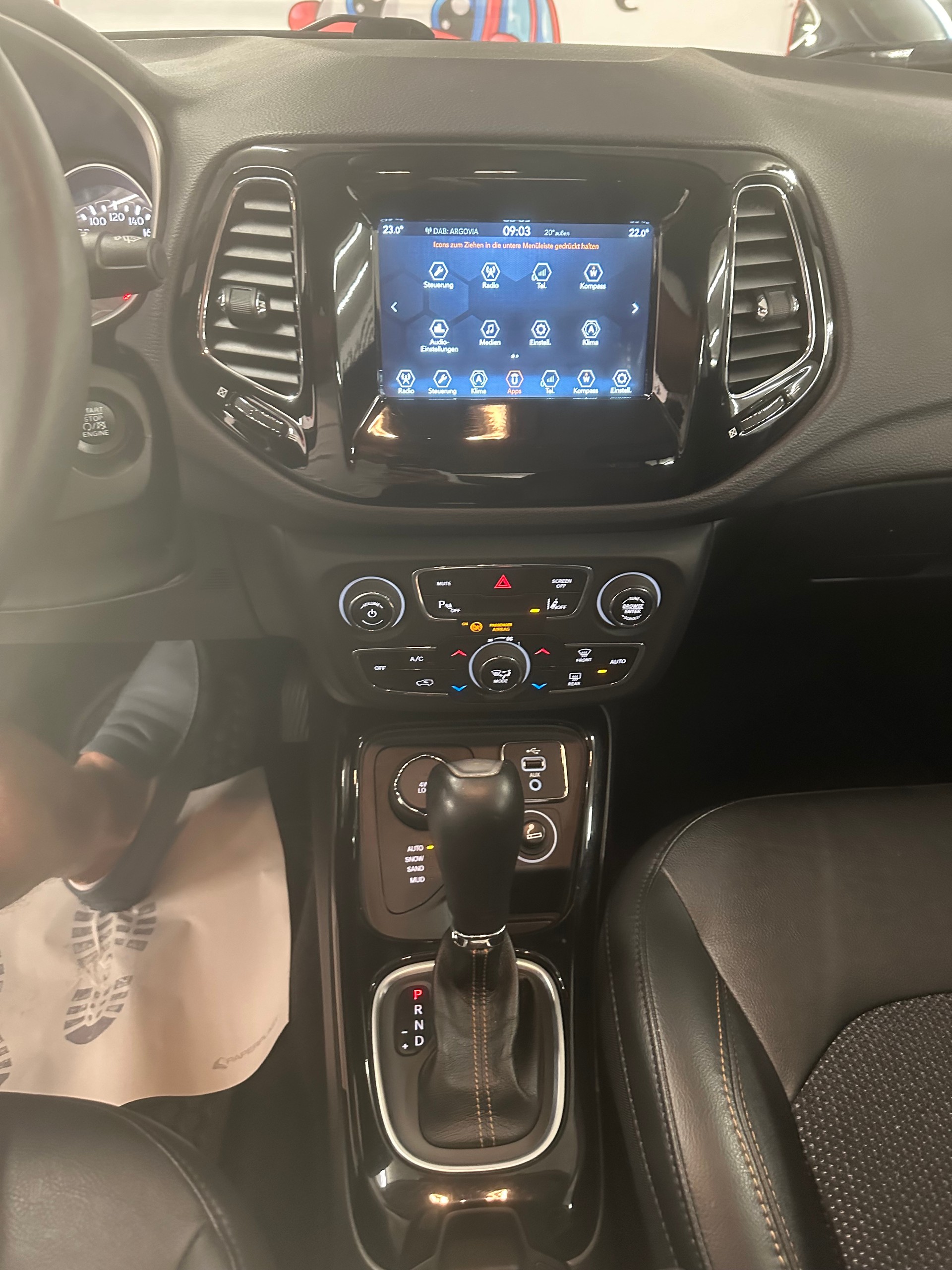 JEEP Compass 1.4 Turbo Freedom AWD 9ATX-image-10