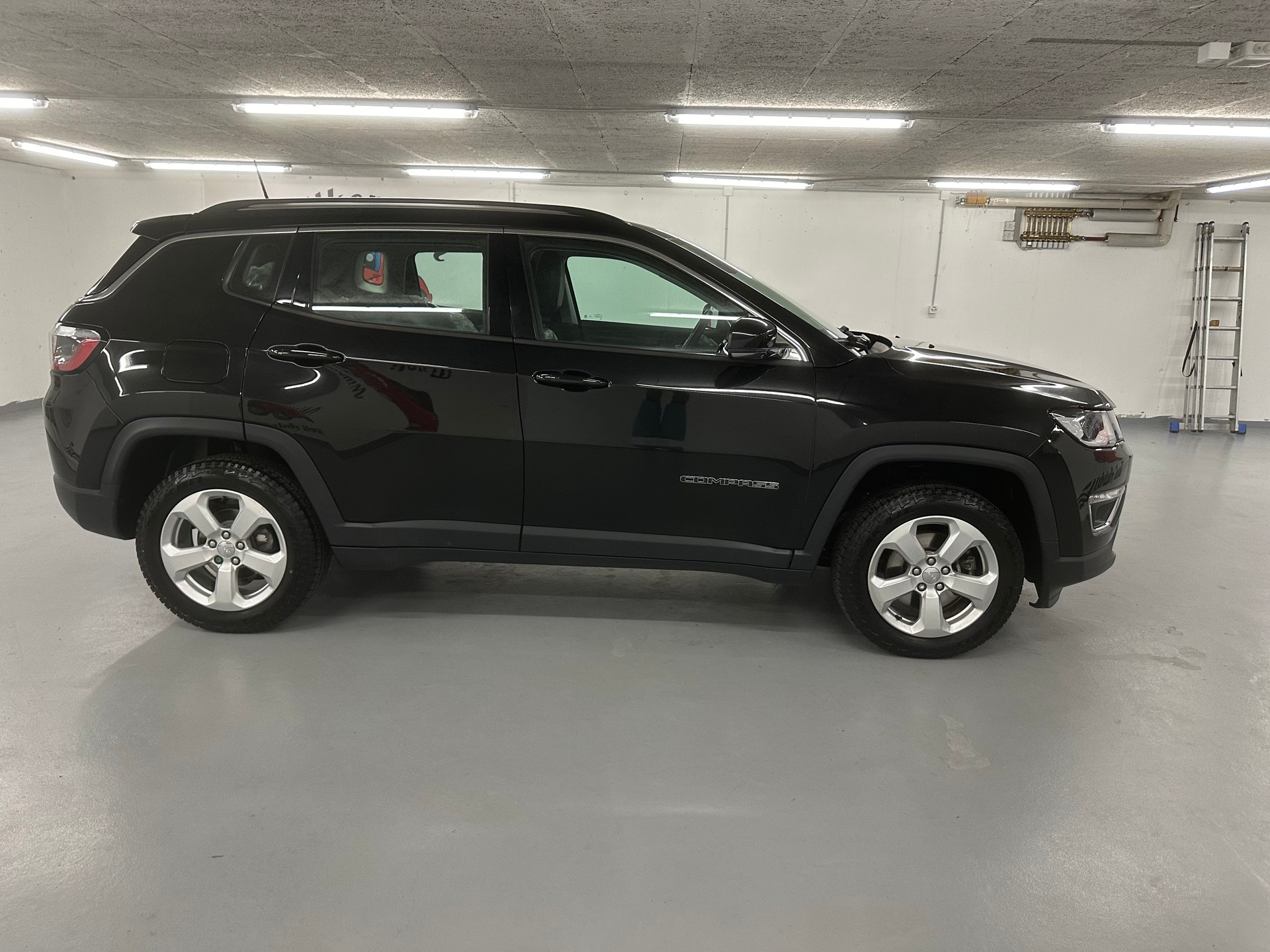 JEEP Compass 1.4 Turbo Freedom AWD 9ATX-image-3
