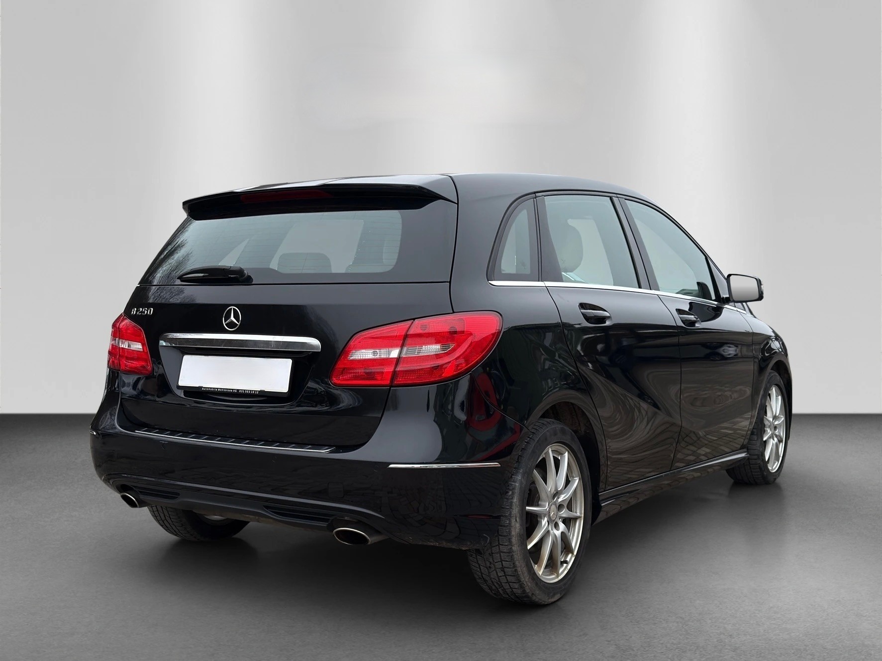 MERCEDES-BENZ B 250 7G-DCT-image-2