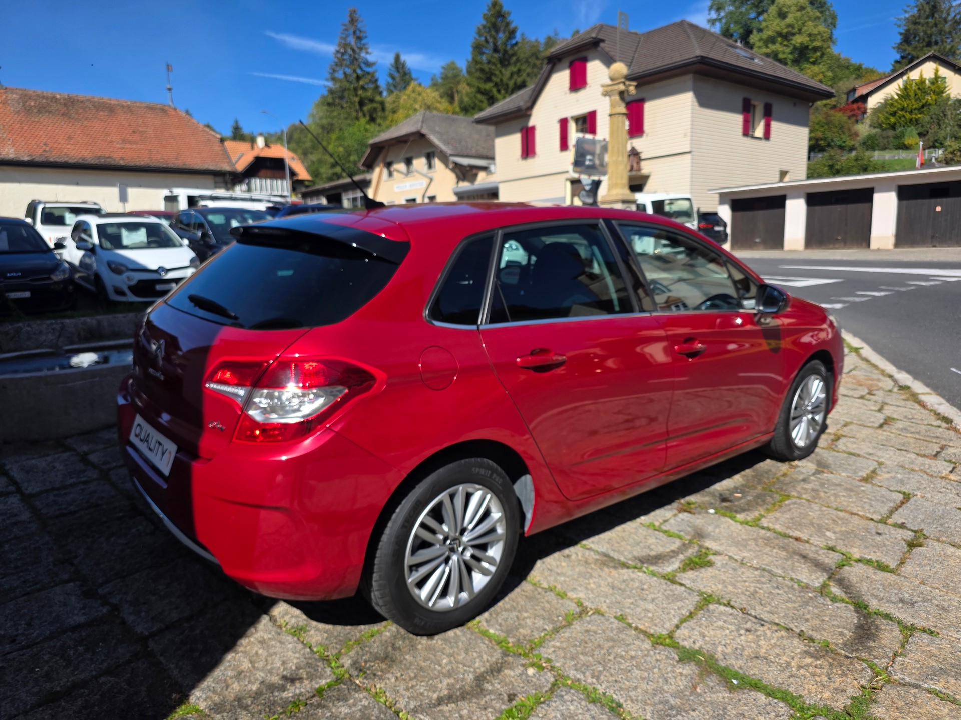 CITROEN C4 Berline 1.6 e-HDi Séduction EGS6-image-3