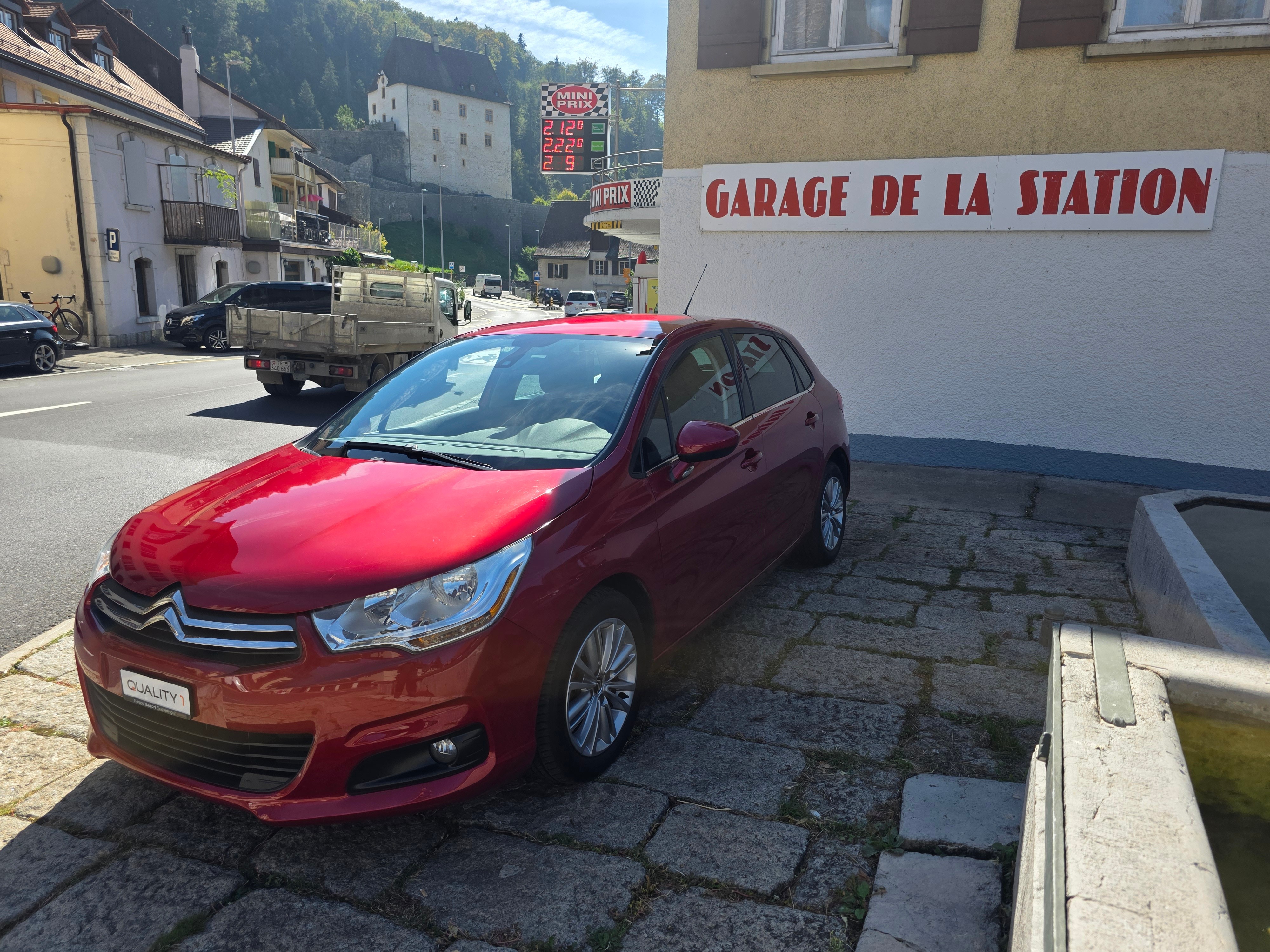 Car photo