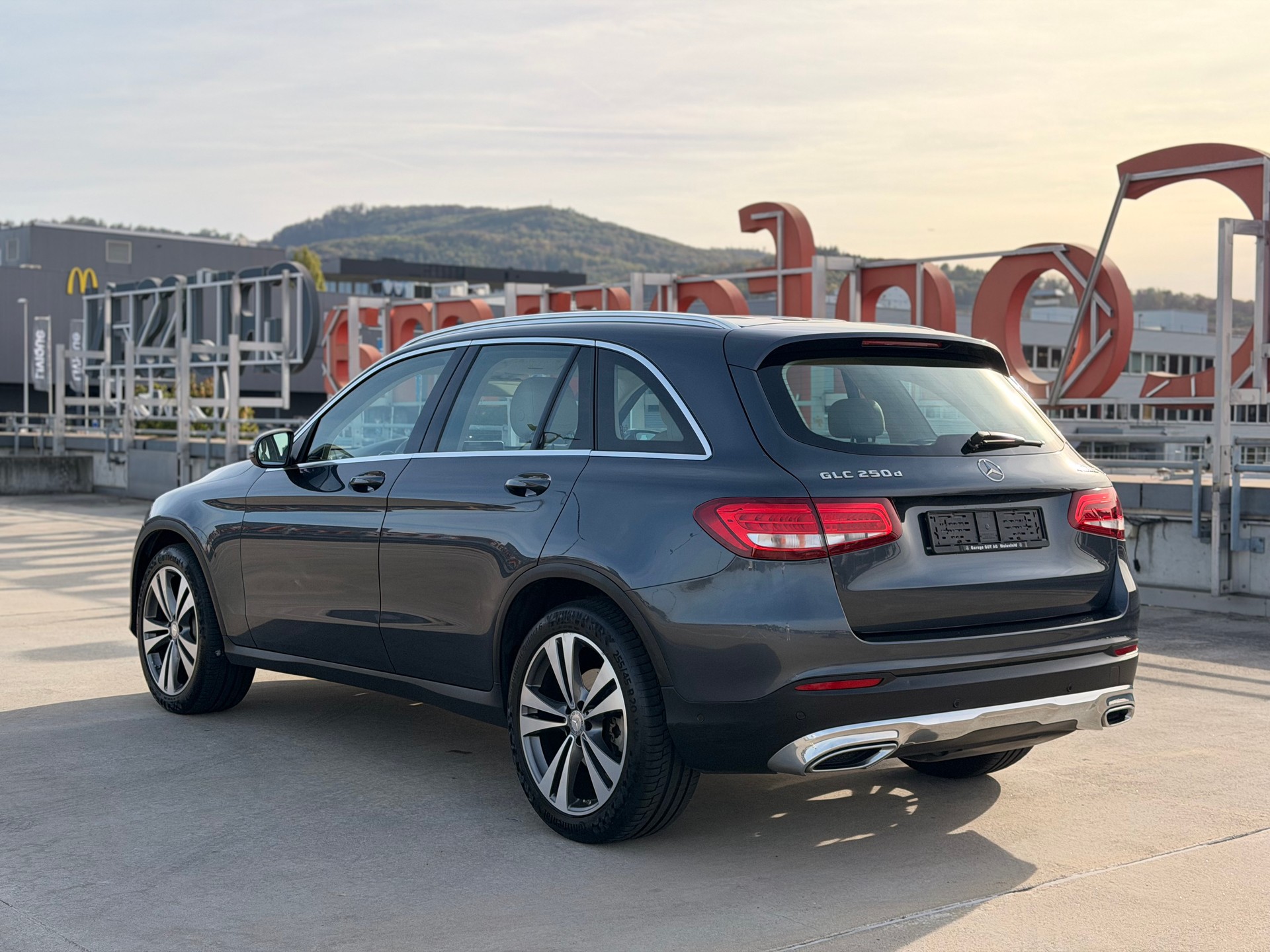 MERCEDES-BENZ GLC 250d Off-Road 4Matic 9G-Tronic-image-6