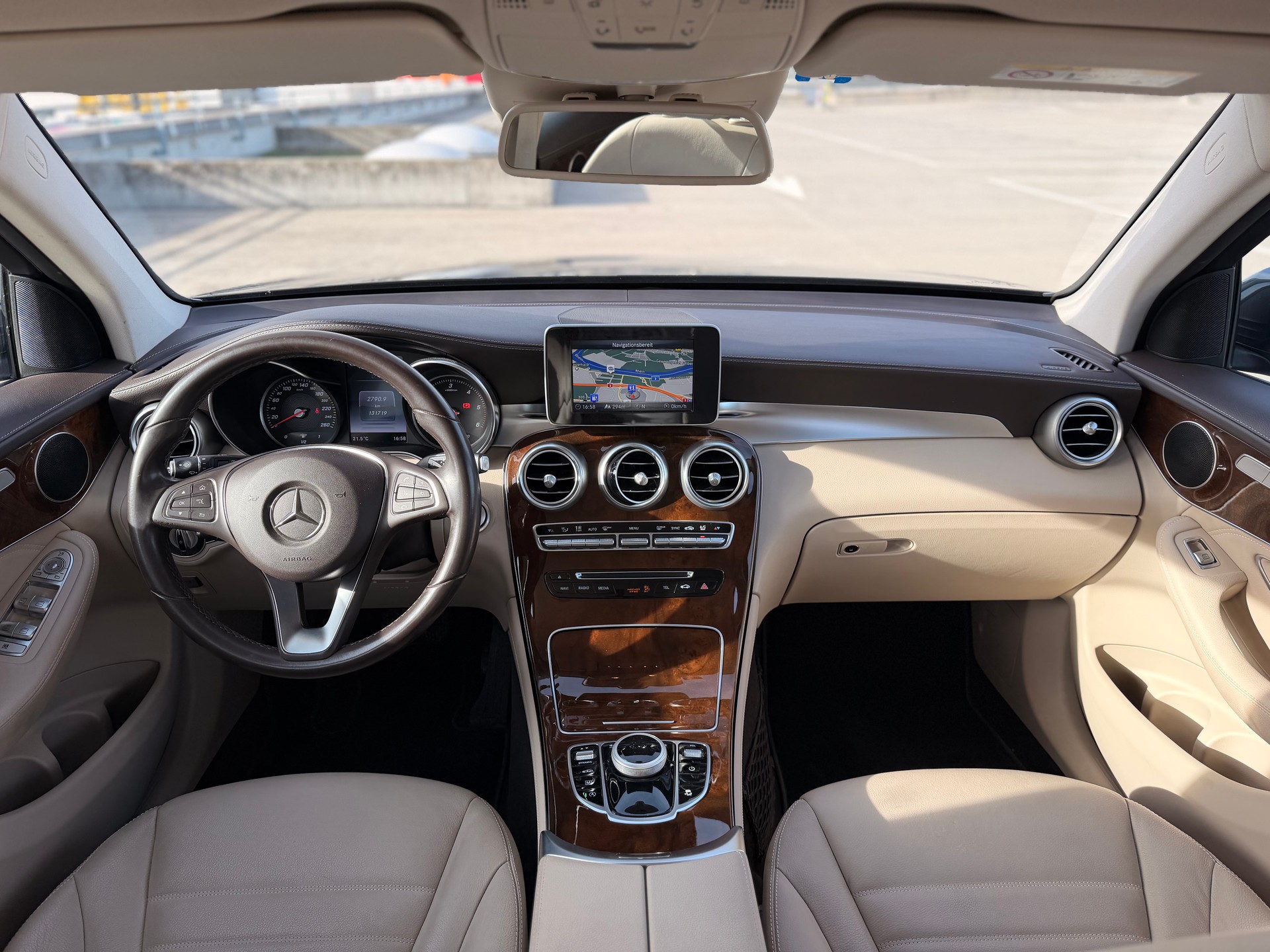 MERCEDES-BENZ GLC 250d Off-Road 4Matic 9G-Tronic-image-8