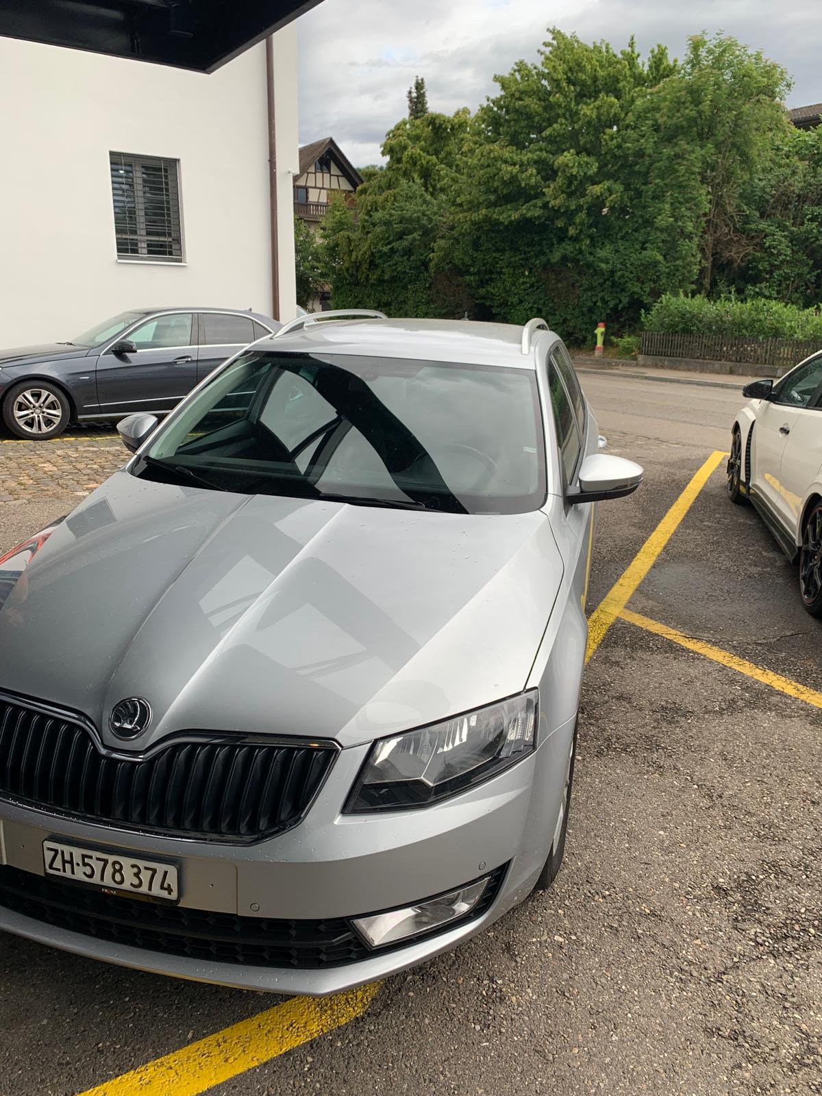 SKODA 1.8 TSI Ambition 4x4 DSG-image-4