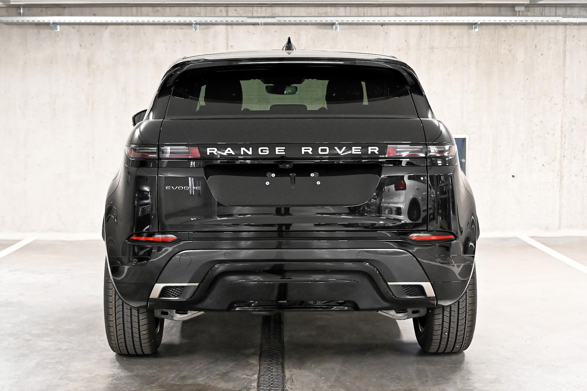 LAND ROVER Range Rover Evoque 1.5 T 270e Hoxton Edition-image-10