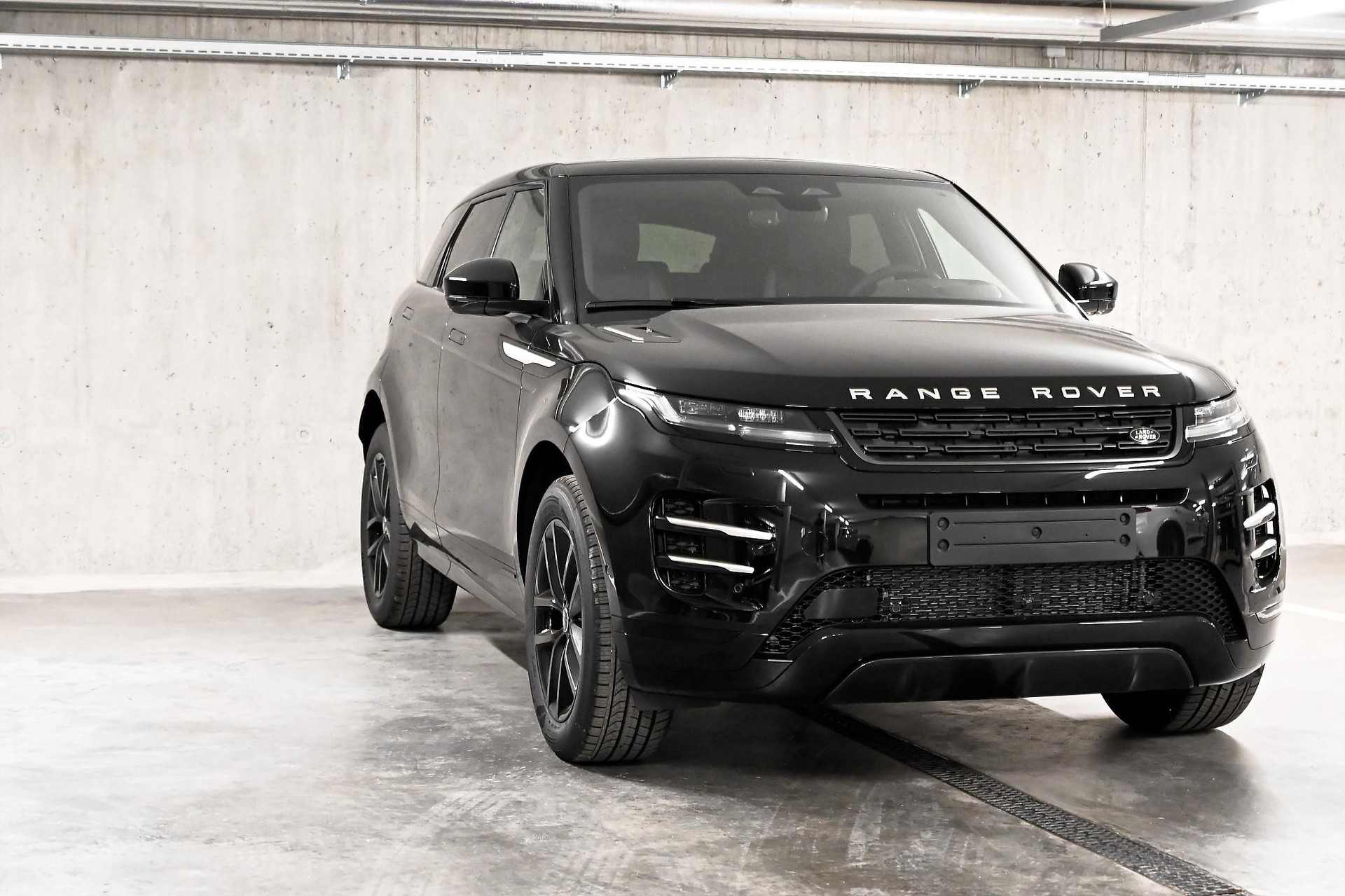 LAND ROVER Range Rover Evoque 1.5 T 270e Hoxton Edition-image-2