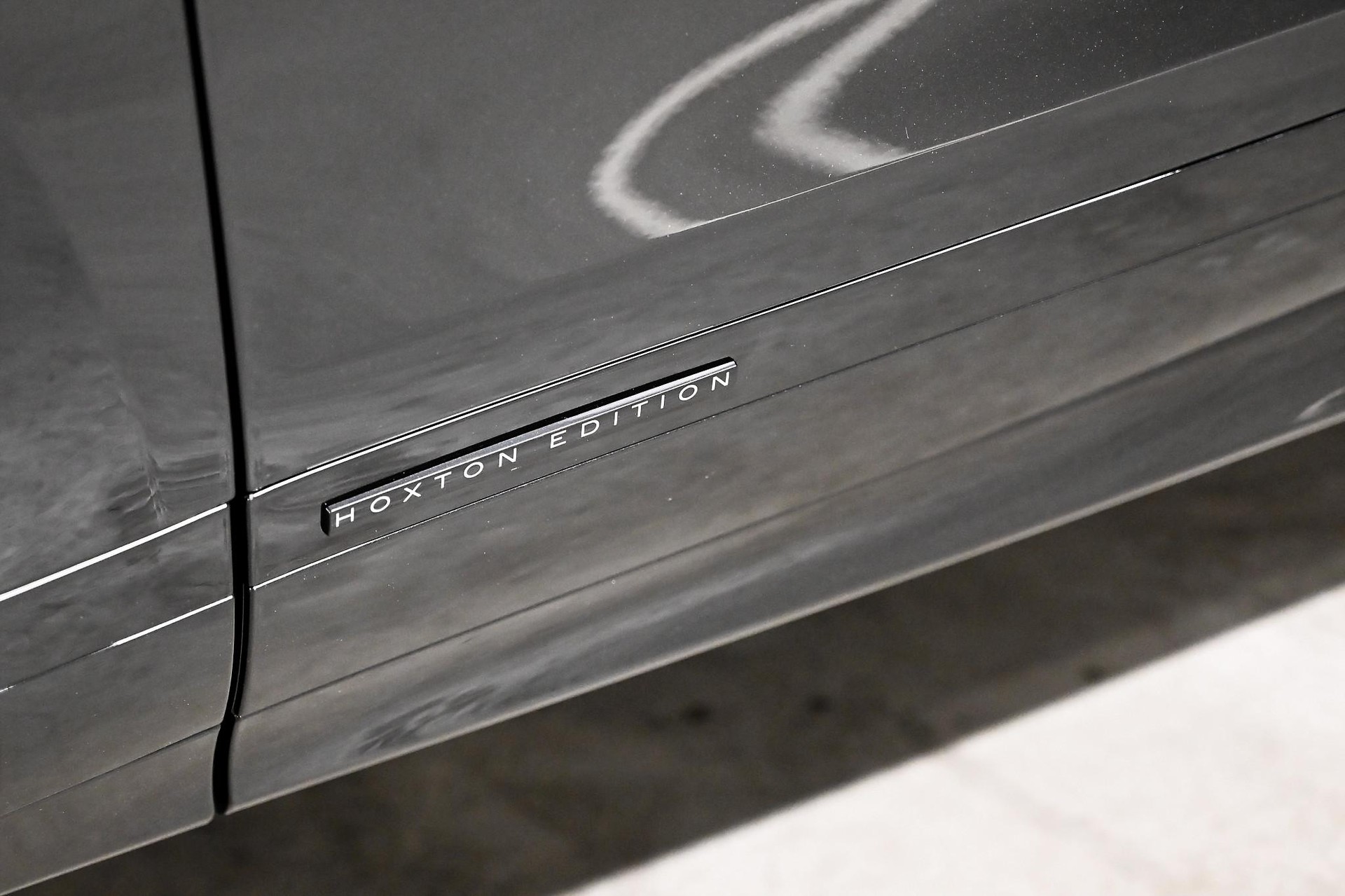 LAND ROVER Range Rover Evoque 1.5 T 270e Hoxton Edition-image-14