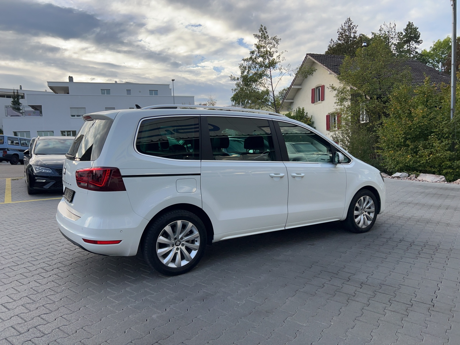SEAT Alhambra 2.0 TDI Style Advanced DSG-image-3