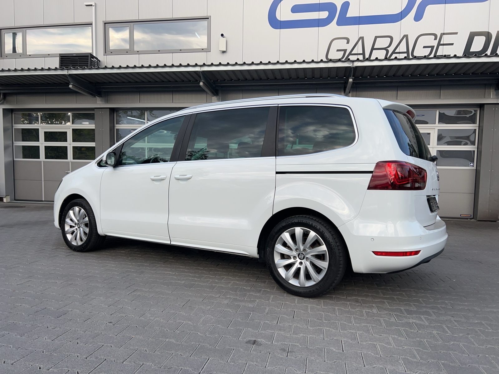 SEAT Alhambra 2.0 TDI Style Advanced DSG-image-2