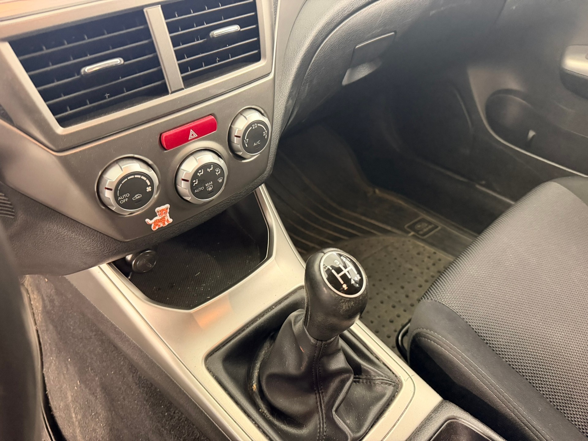 SUBARU Impreza 2.0R Comfort S-image-12