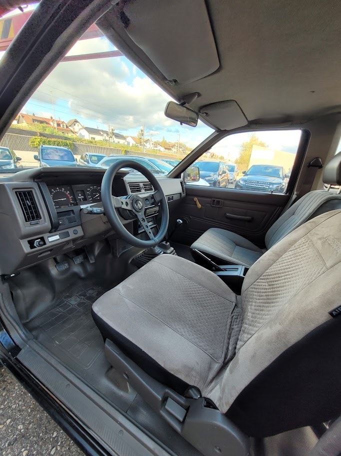 NISSAN King Cab 2.4 4x4 KNMD21-image-5