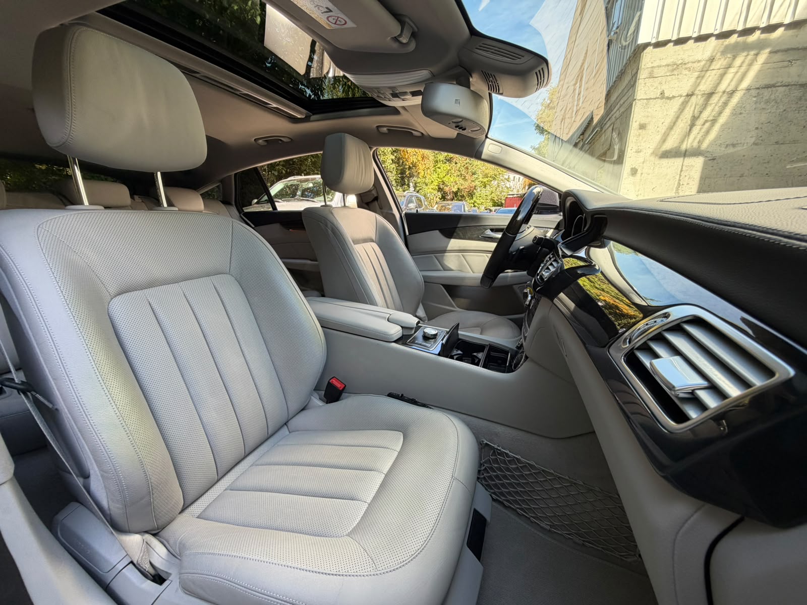 MERCEDES-BENZ CLS SB 350 CDI AMG LINE Executive 4Matic 7G-Tronic-image-17