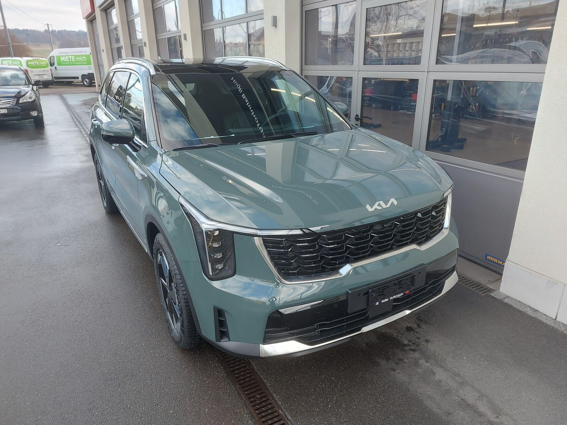 KIA Sorento 1.6 T-GDi Plug-in Hybrid Style 7P-image-6