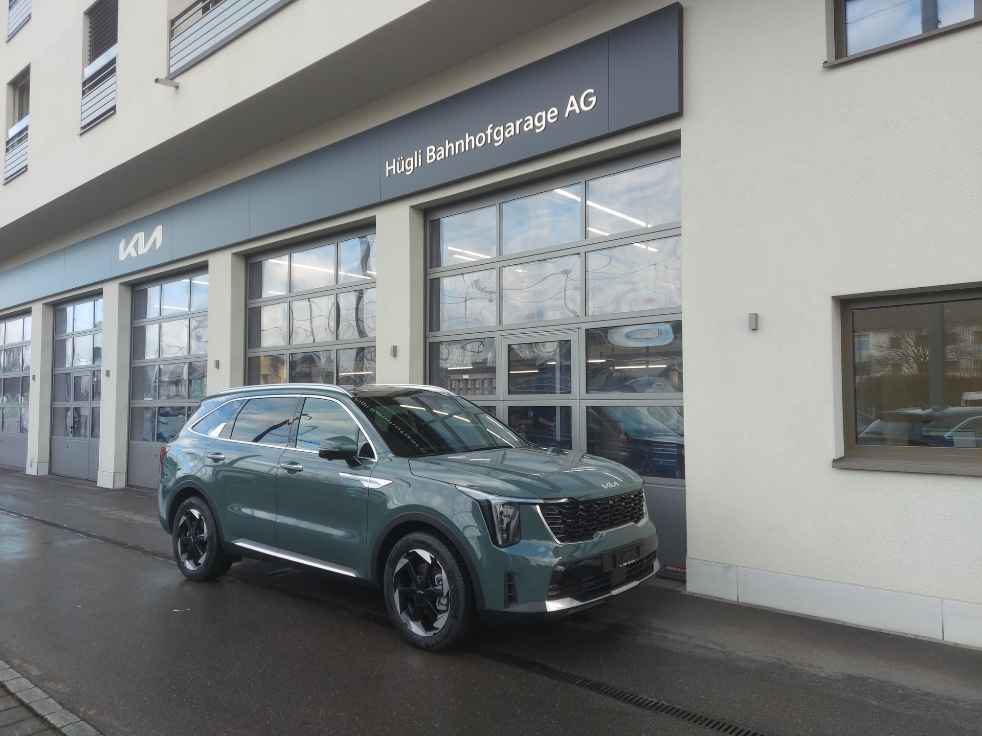 KIA Sorento 1.6 T-GDi Plug-in Hybrid Style 7P-image-0